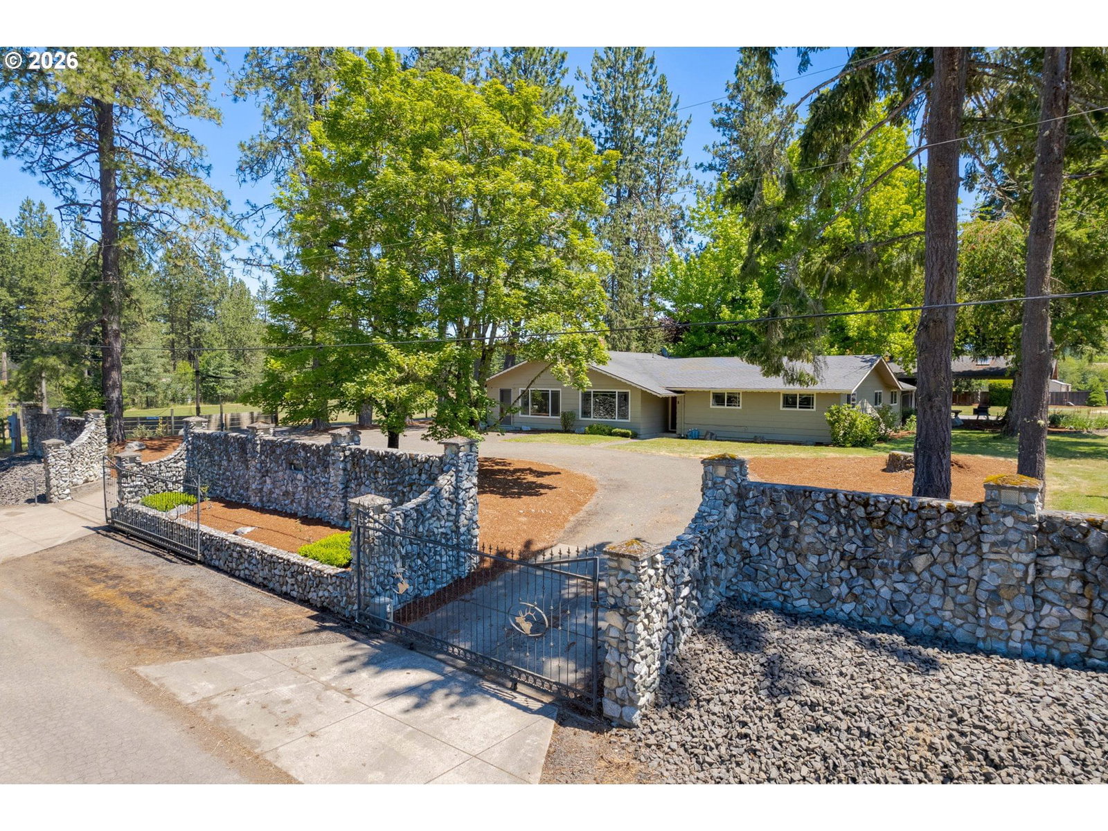 Primary listing photo, 87313 CHINQUAPIN LOOP, Veneta, OR, 97487