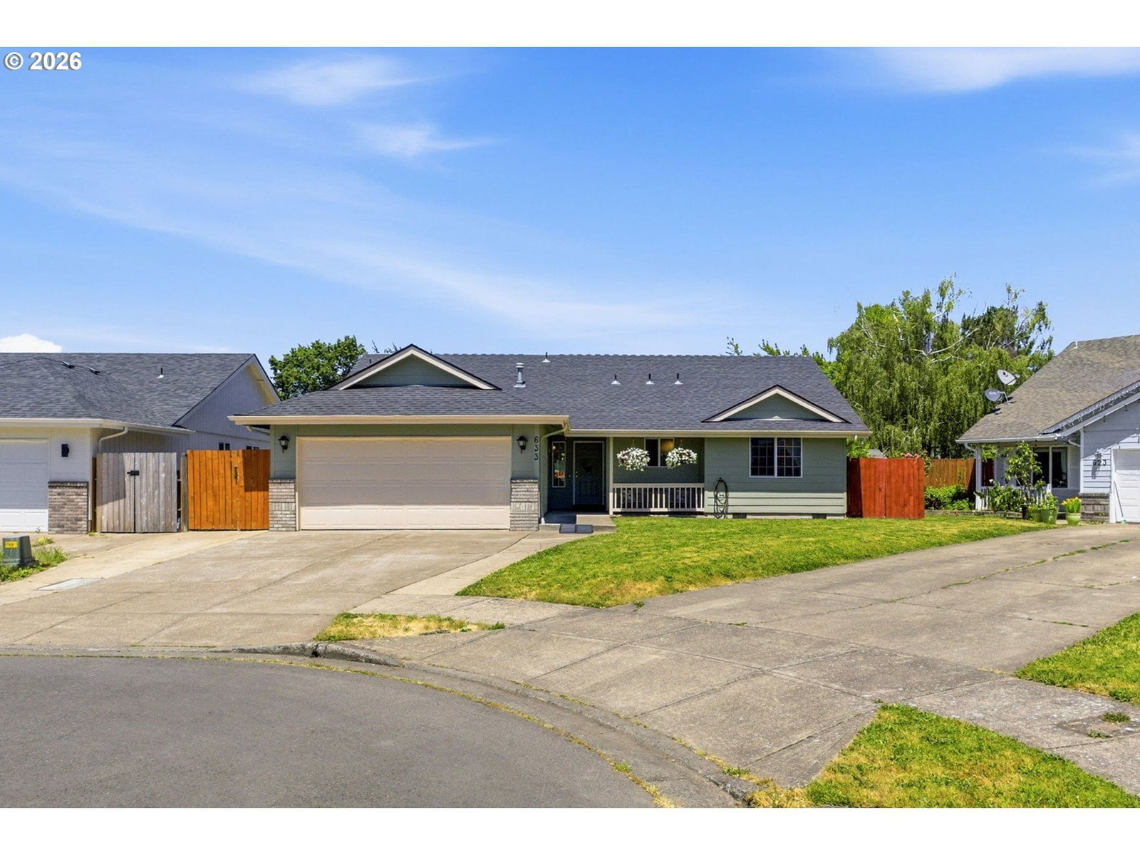 Listing photo 1 of 6