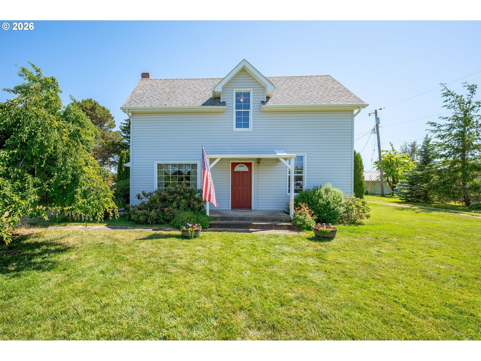 Listing photo 1 of 6