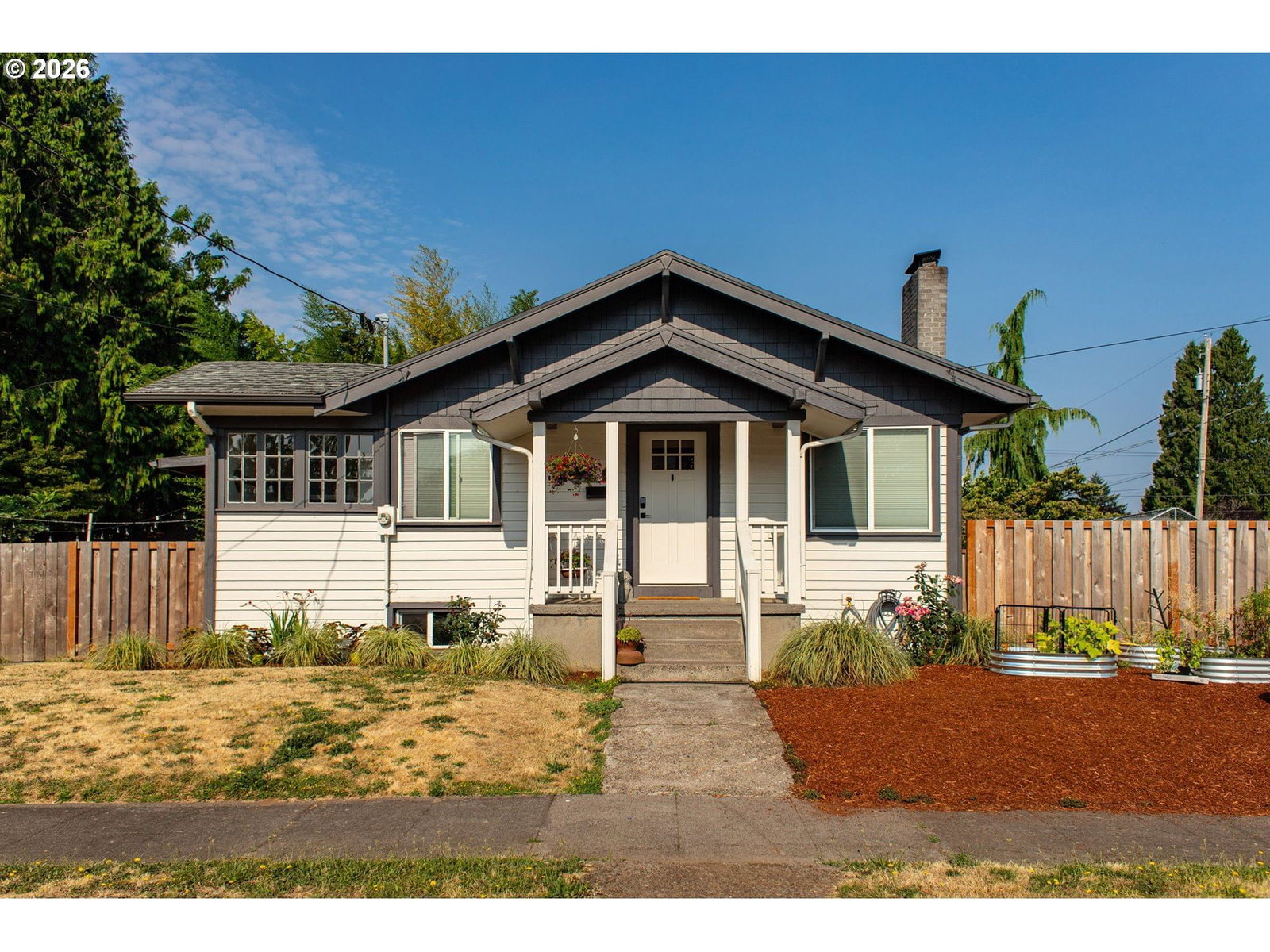 825 NE 76TH AVE