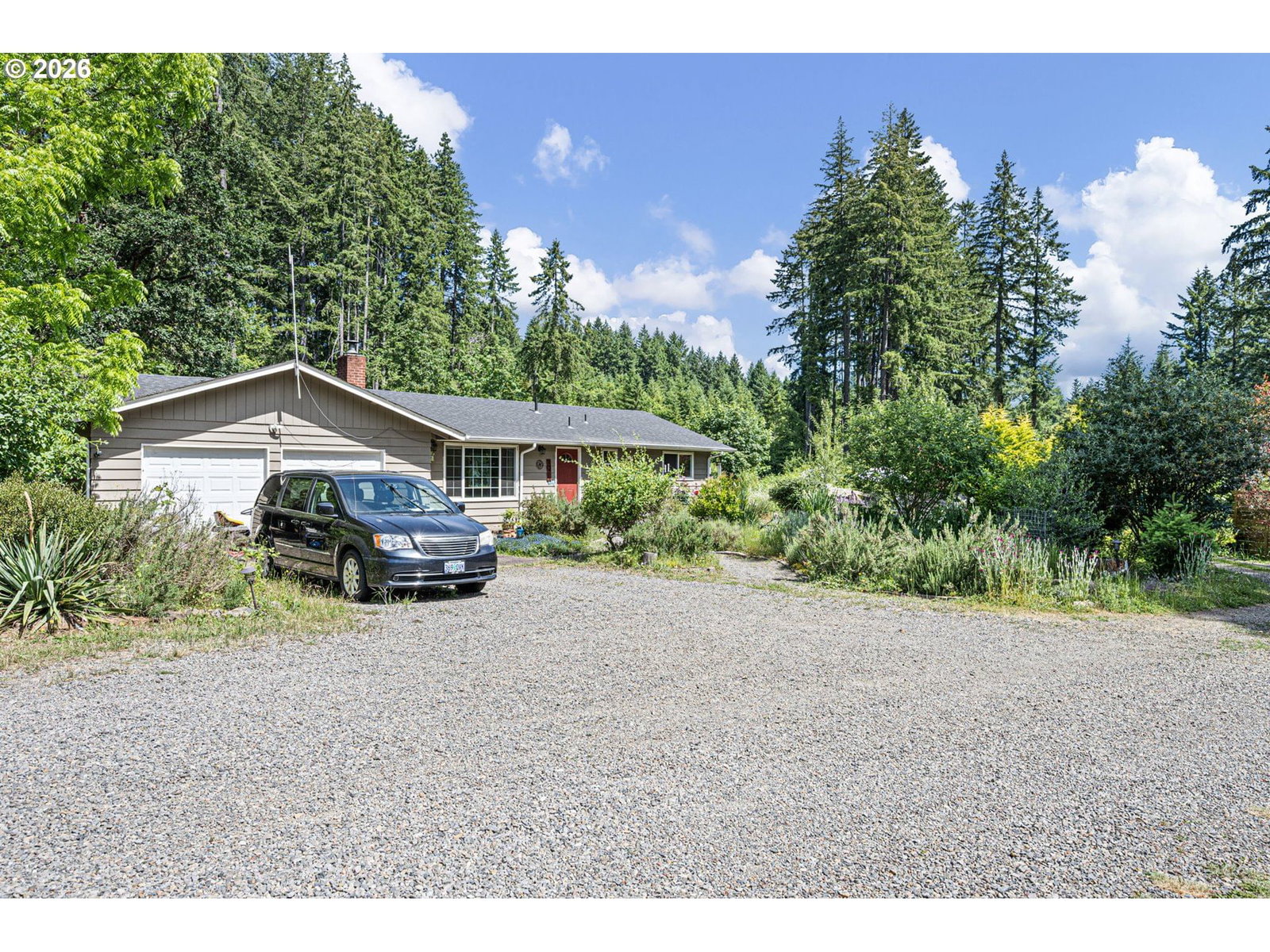 Listing photo 1 of 6