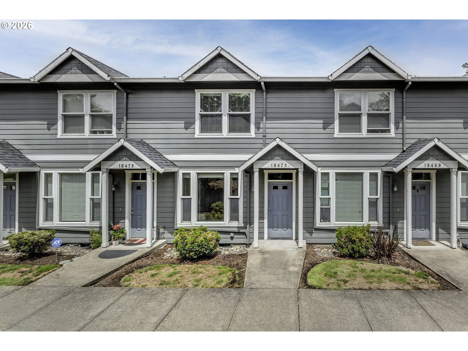 Listing photo 1 of 6