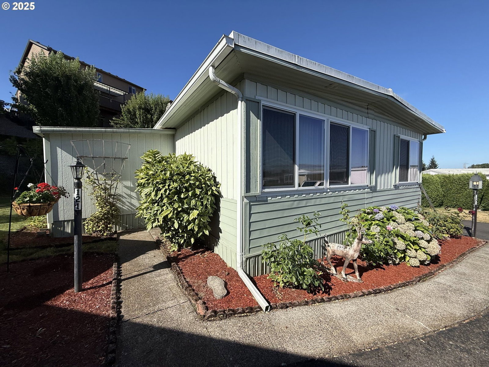 Listing photo 1 of 1