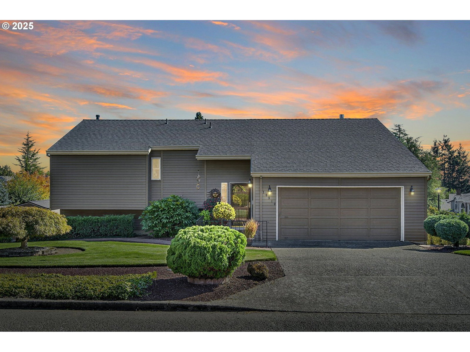 Primary listing photo, 10810 VISTA VIEW LN, Happy Valley, OR, 97086