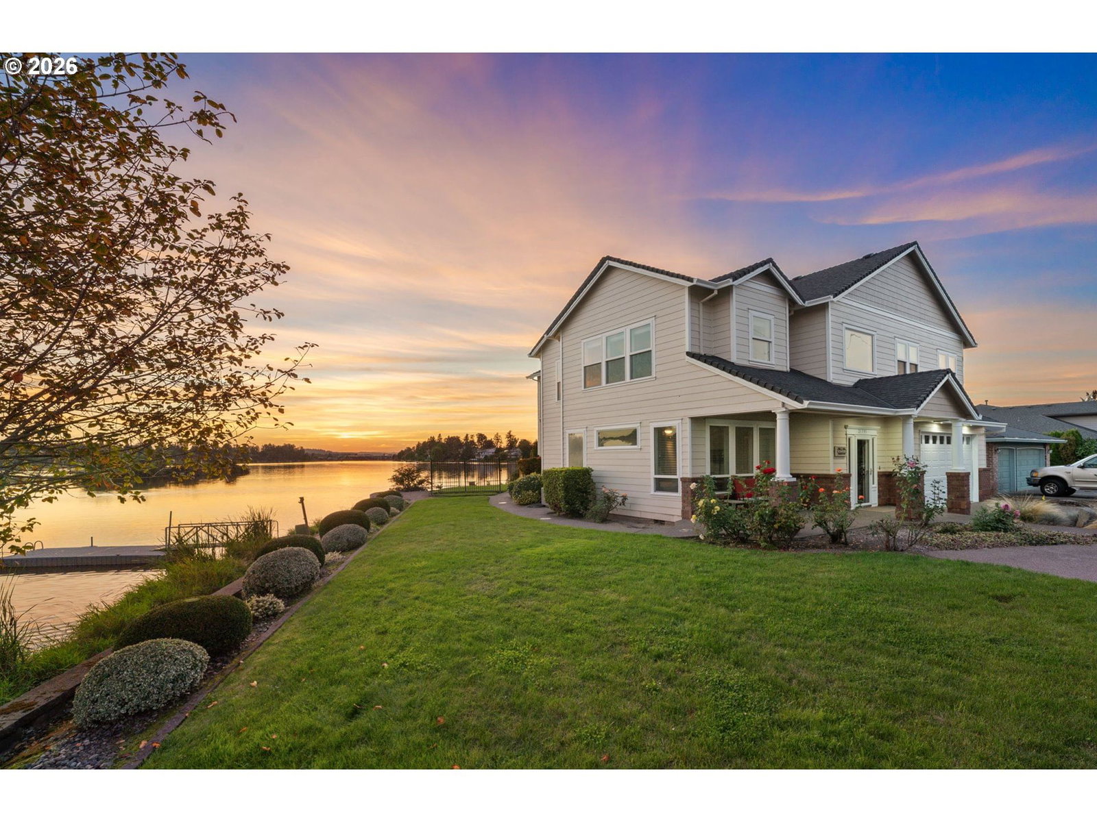 Primary listing photo, 21795 NE LACHENVIEW LN, Fairview, OR, 97024