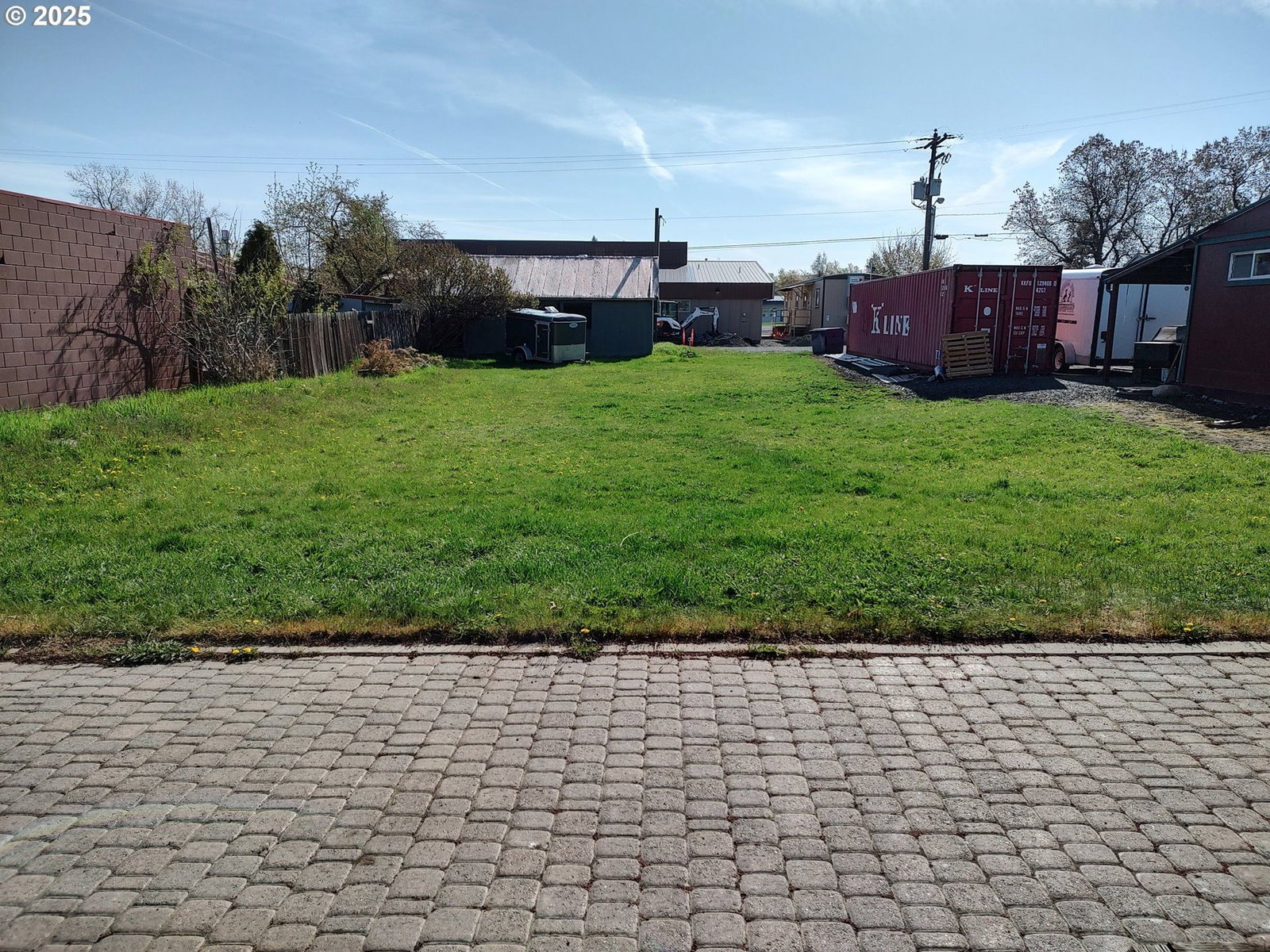 Listing photo 1 of 1
