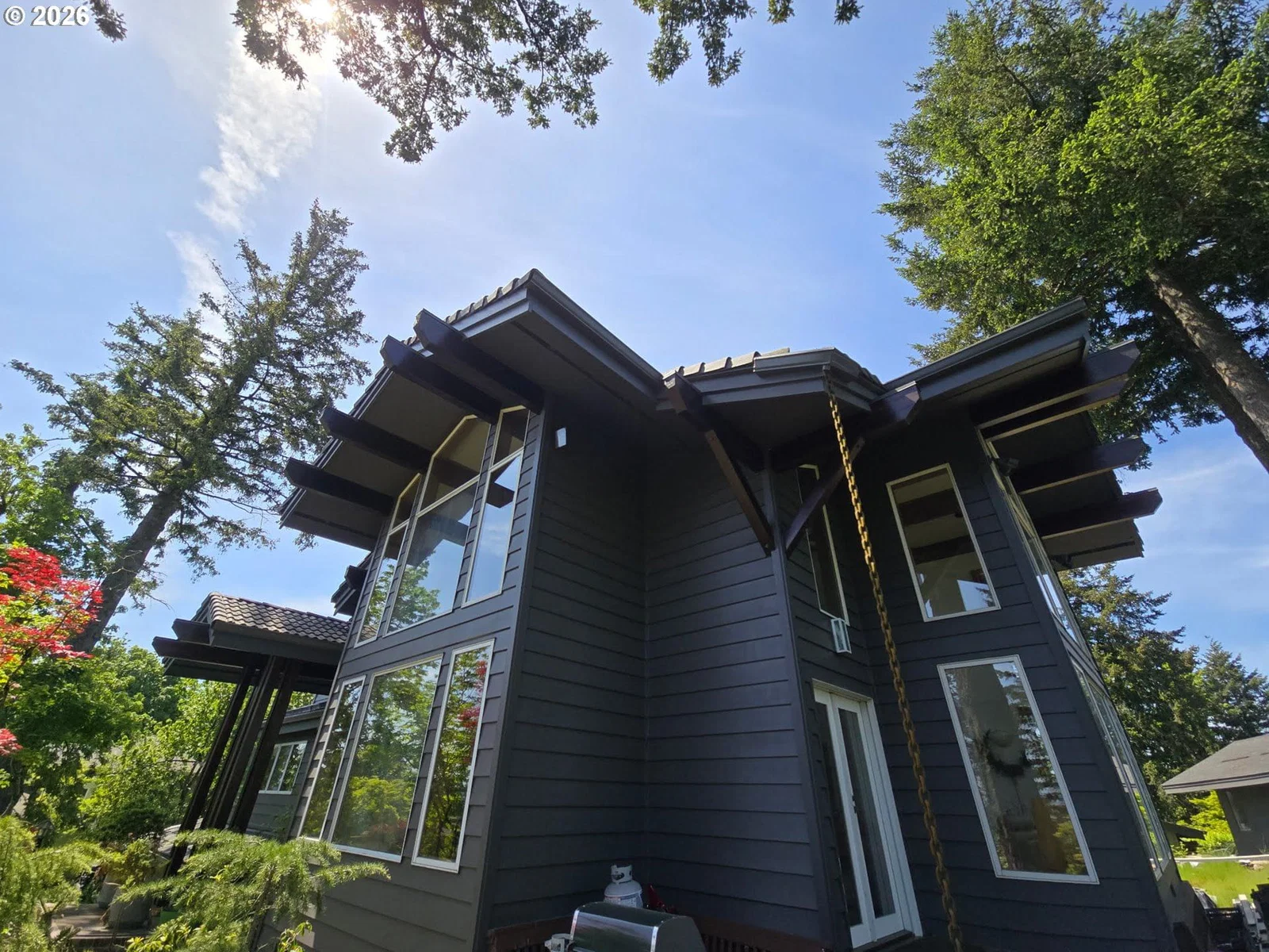 3037 NE ROCKY BUTTE RD