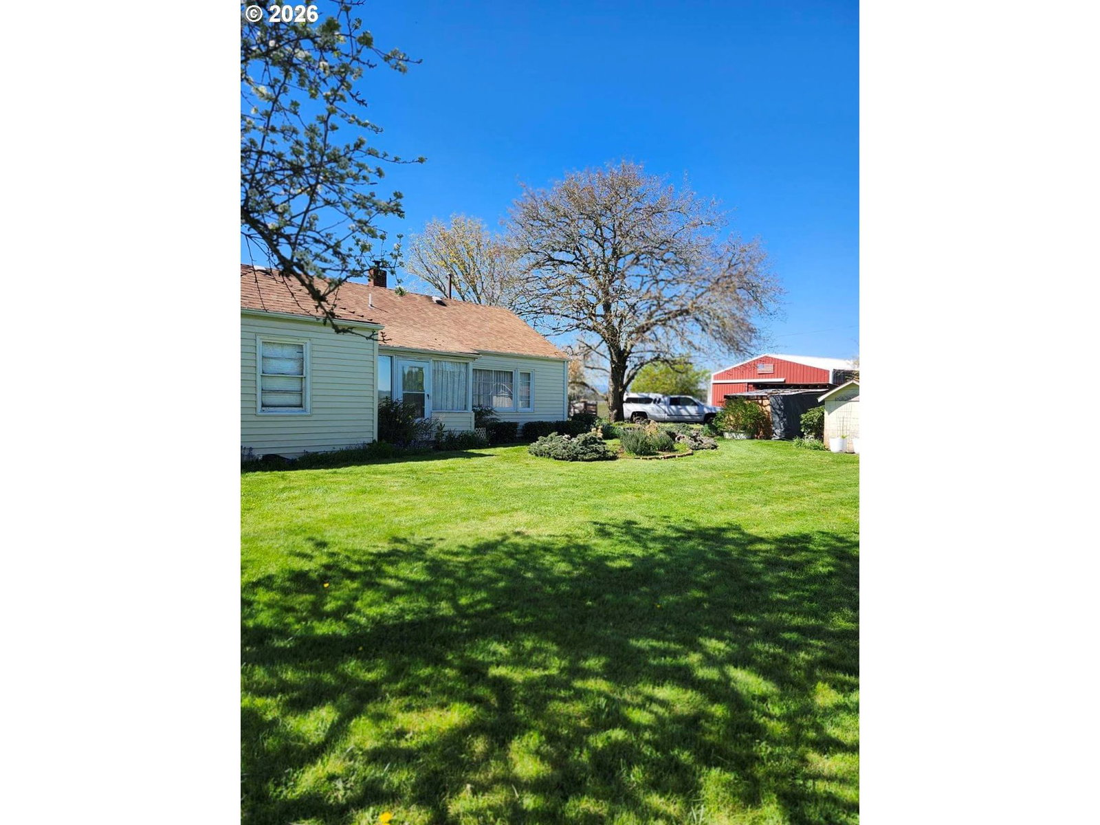 Listing photo 1 of 6