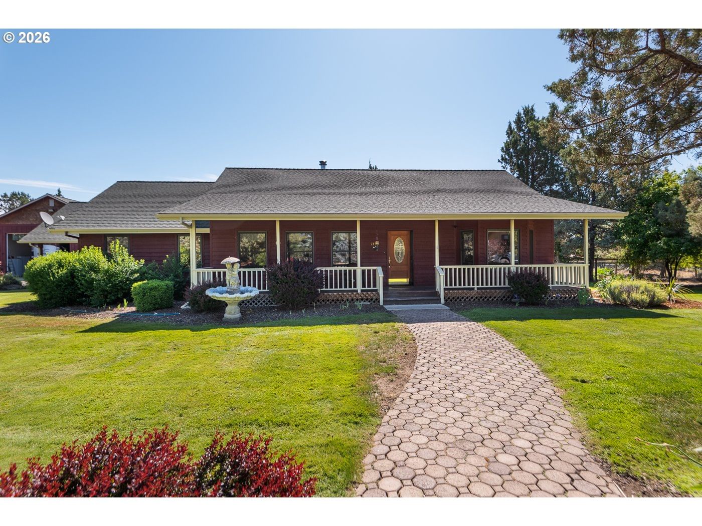 Listing photo 1 of 6