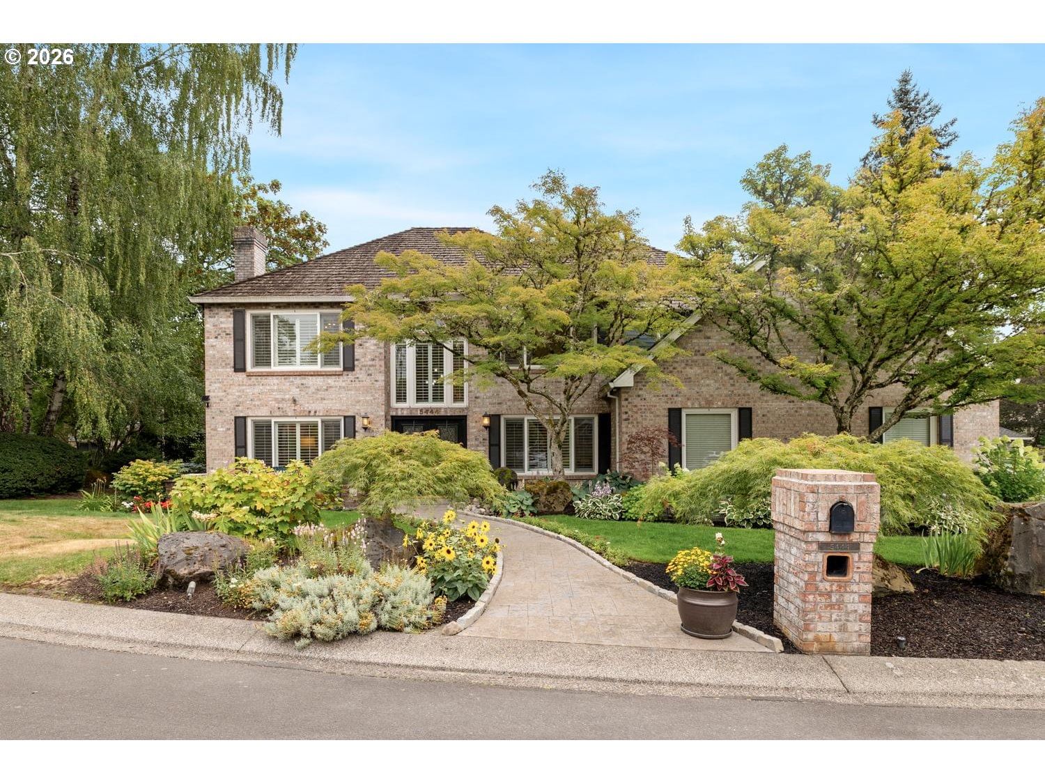 5444 WESTFIELD CT