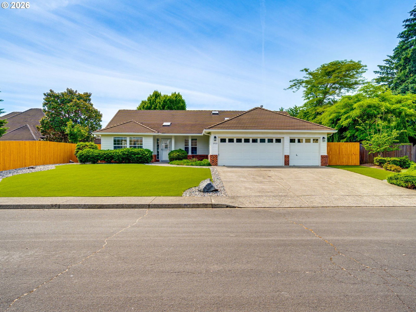 1913 NW 86TH CIR
