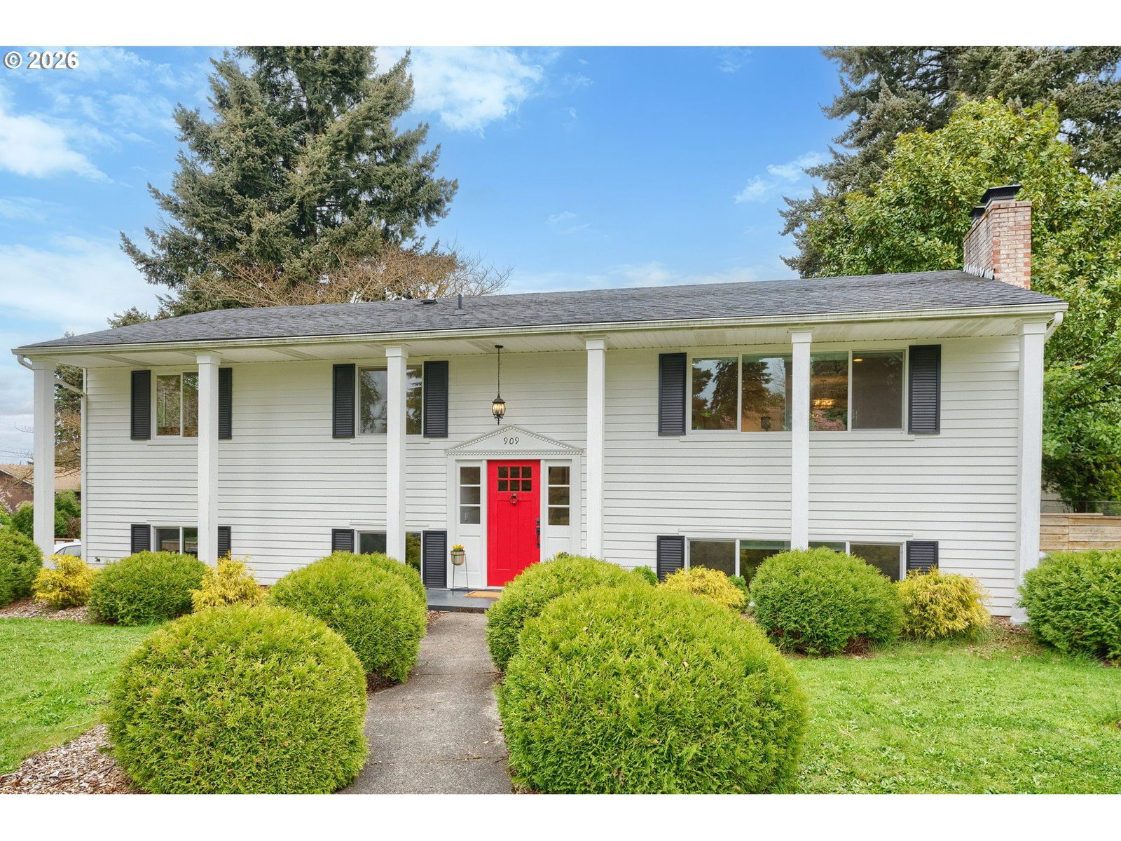 Primary listing photo, 909 49th ST, Vancouver, WA, 98663