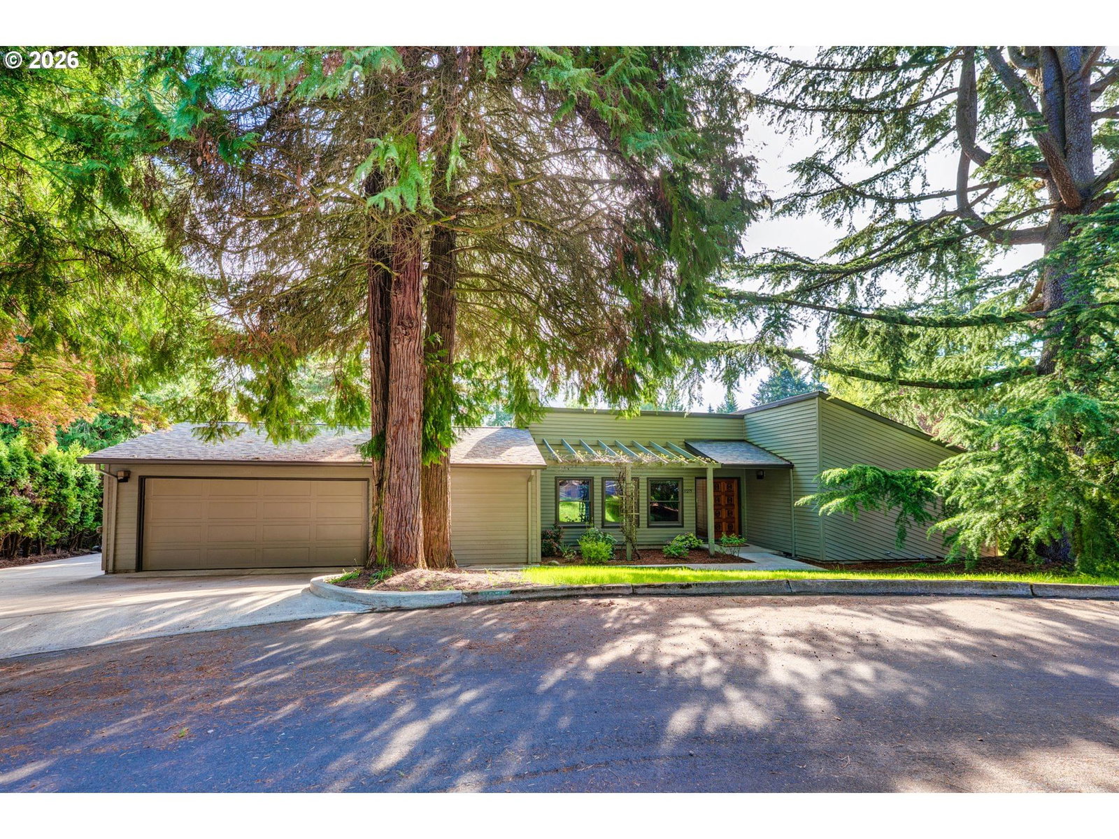 Primary listing photo, 11275 QUELLE PL, Tigard, OR, 97223
