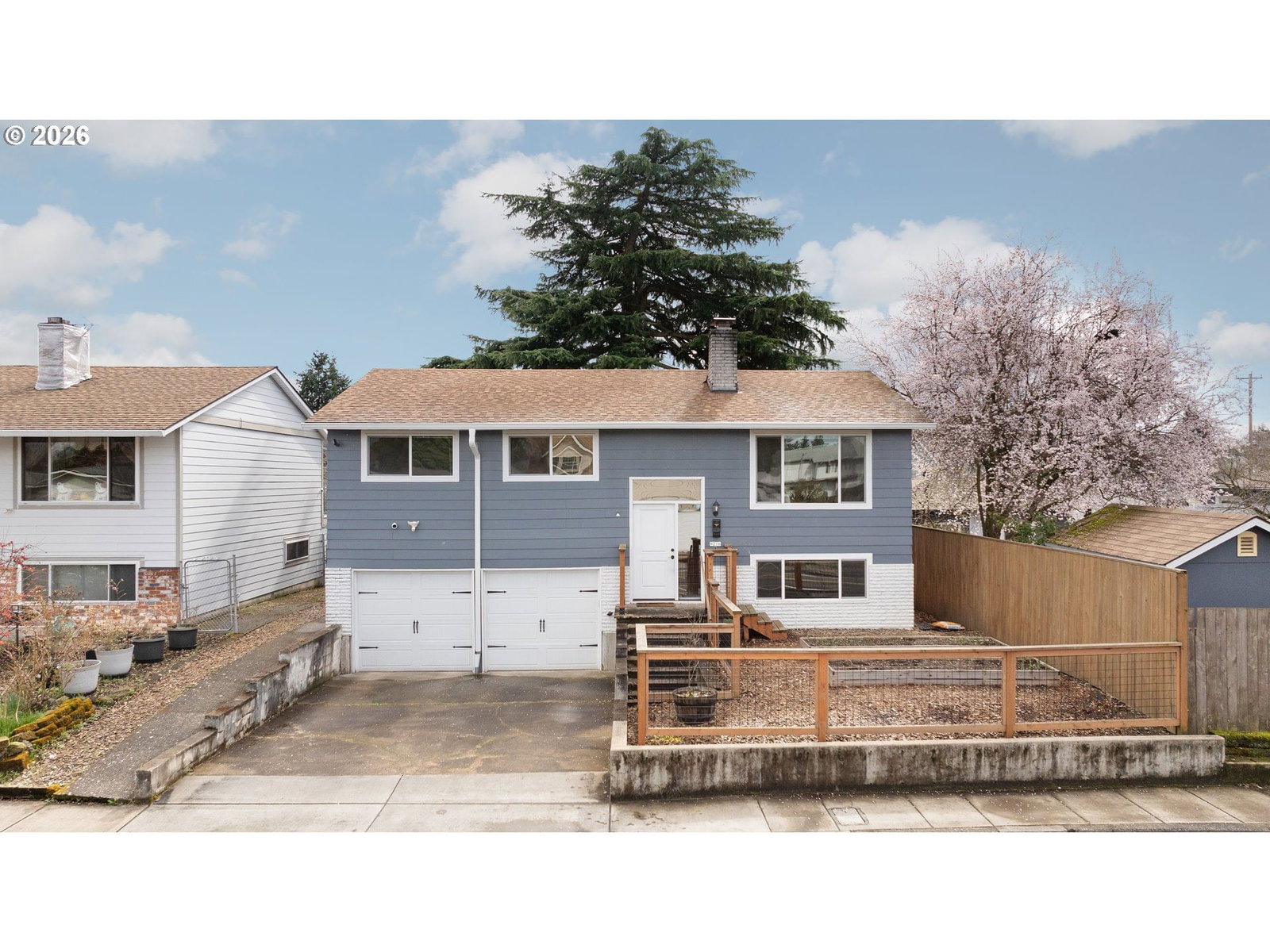 Primary listing photo, 9216 SE MARKET ST, Portland, OR, 97216