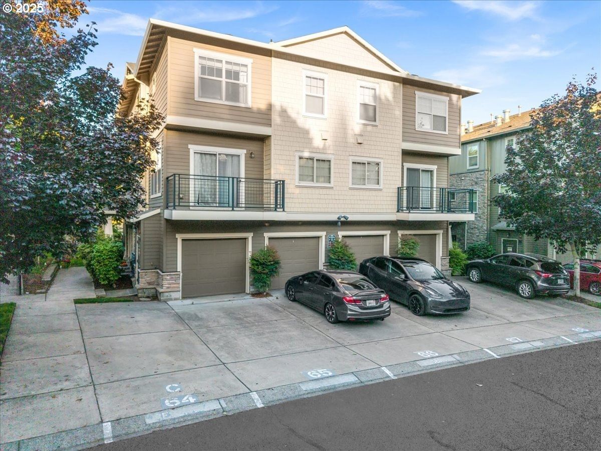 Primary listing photo, 680 NE ADWICK DR #5, Hillsboro, OR, 97006
