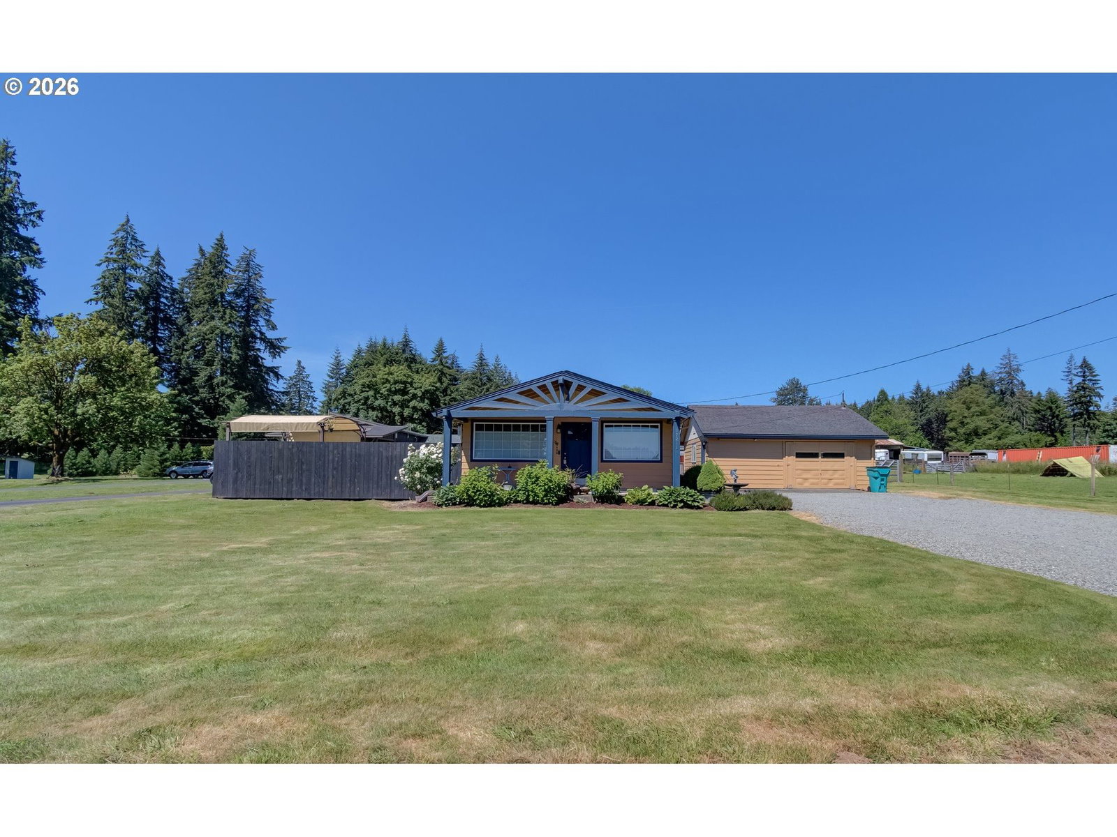 Listing photo 1 of 6