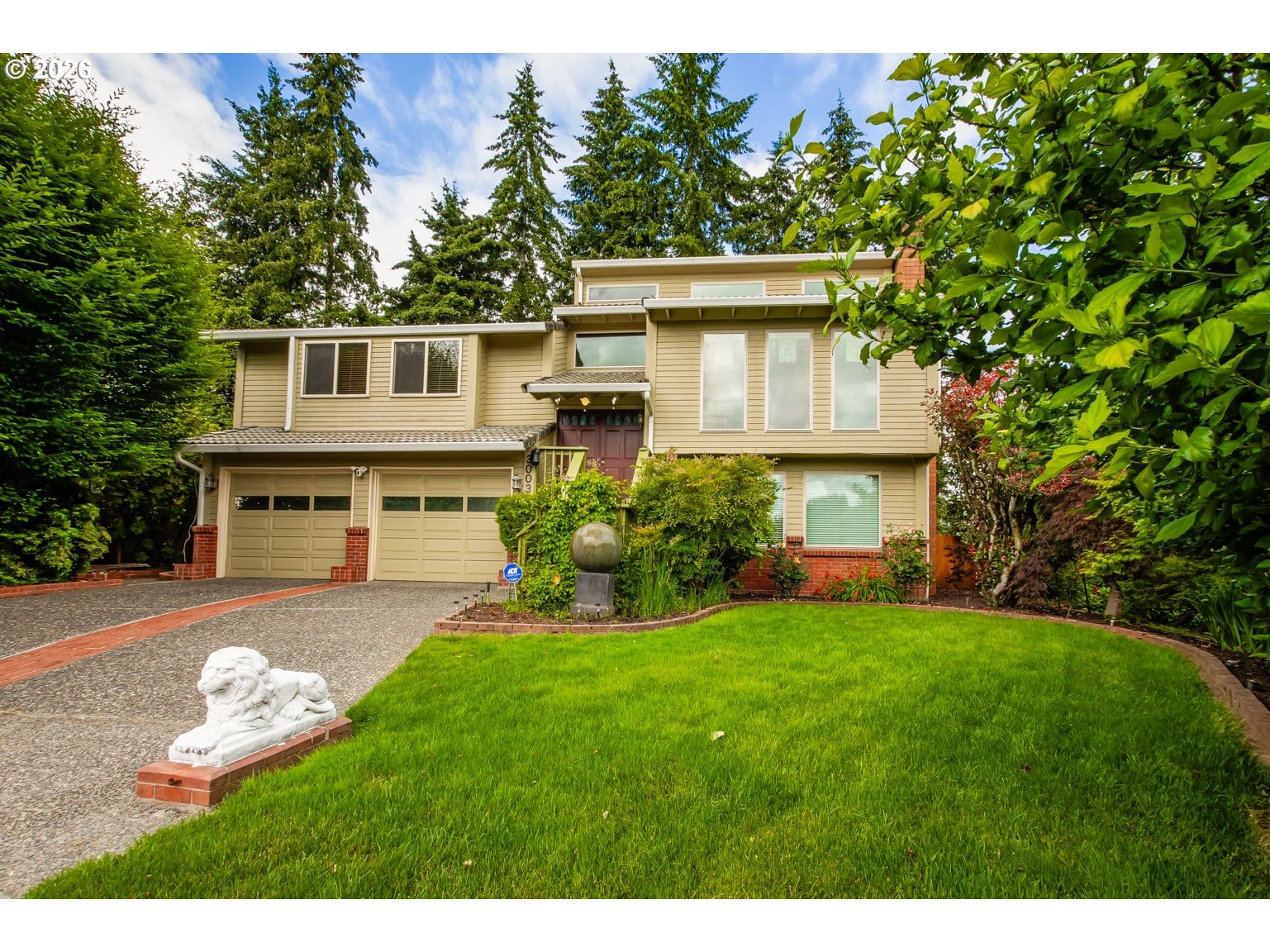 3003 NE 98TH CIR