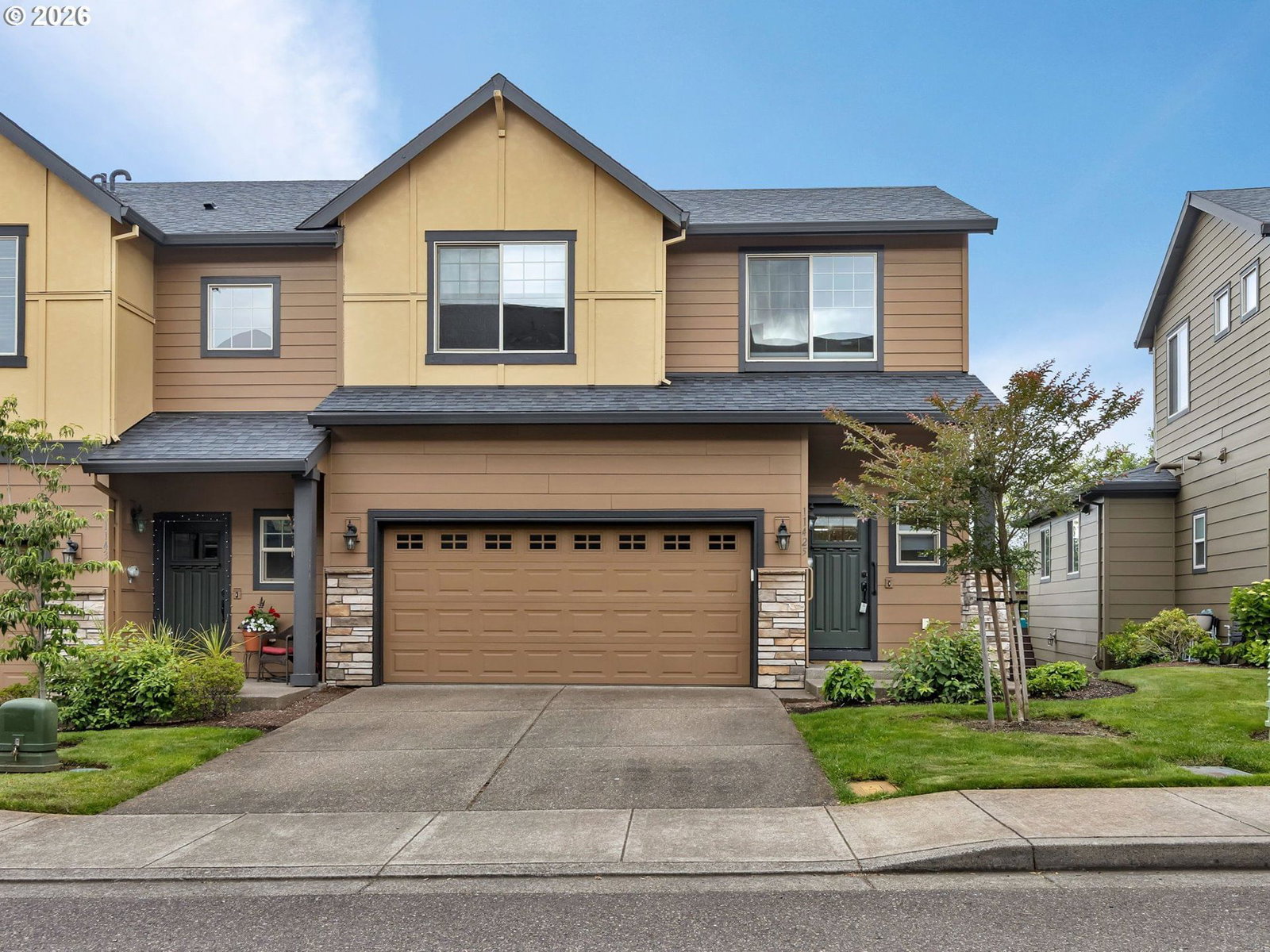 Listing photo 1 of 6