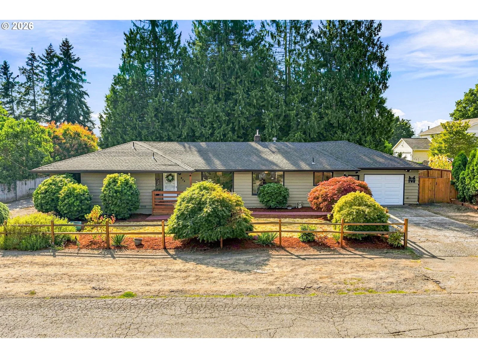 954 LAUREL LN