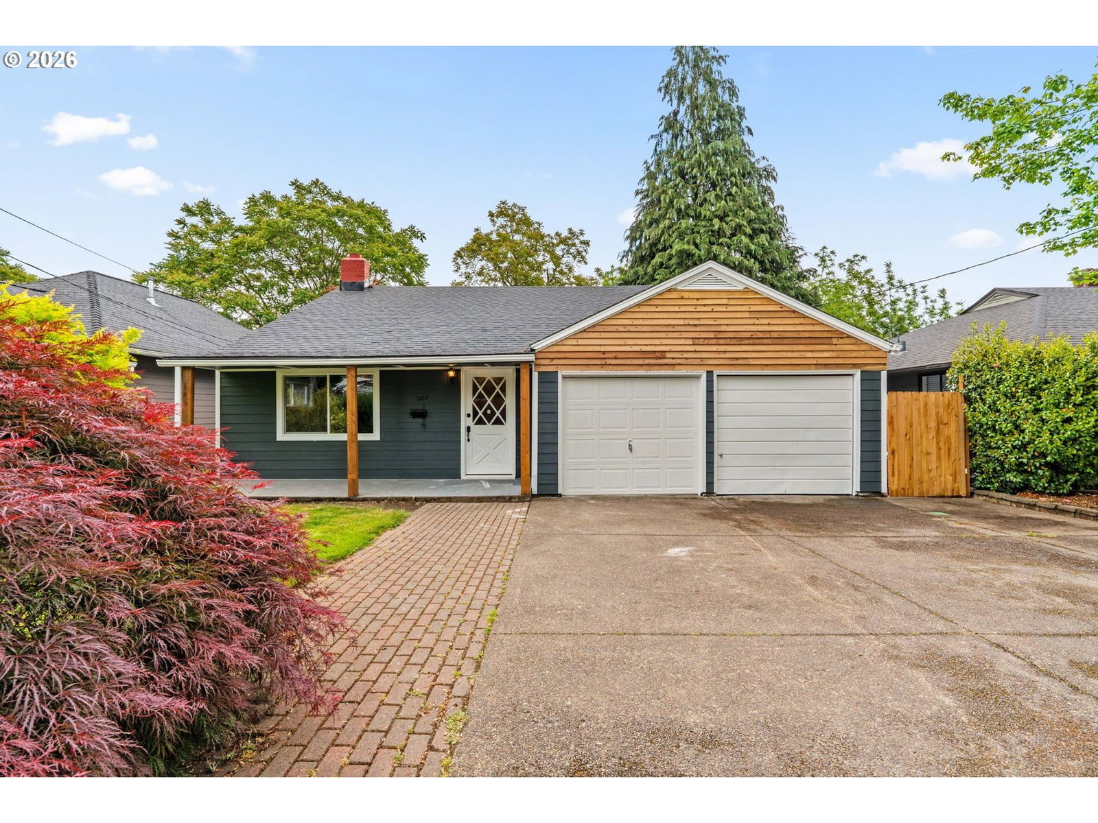 Listing photo 1 of 6