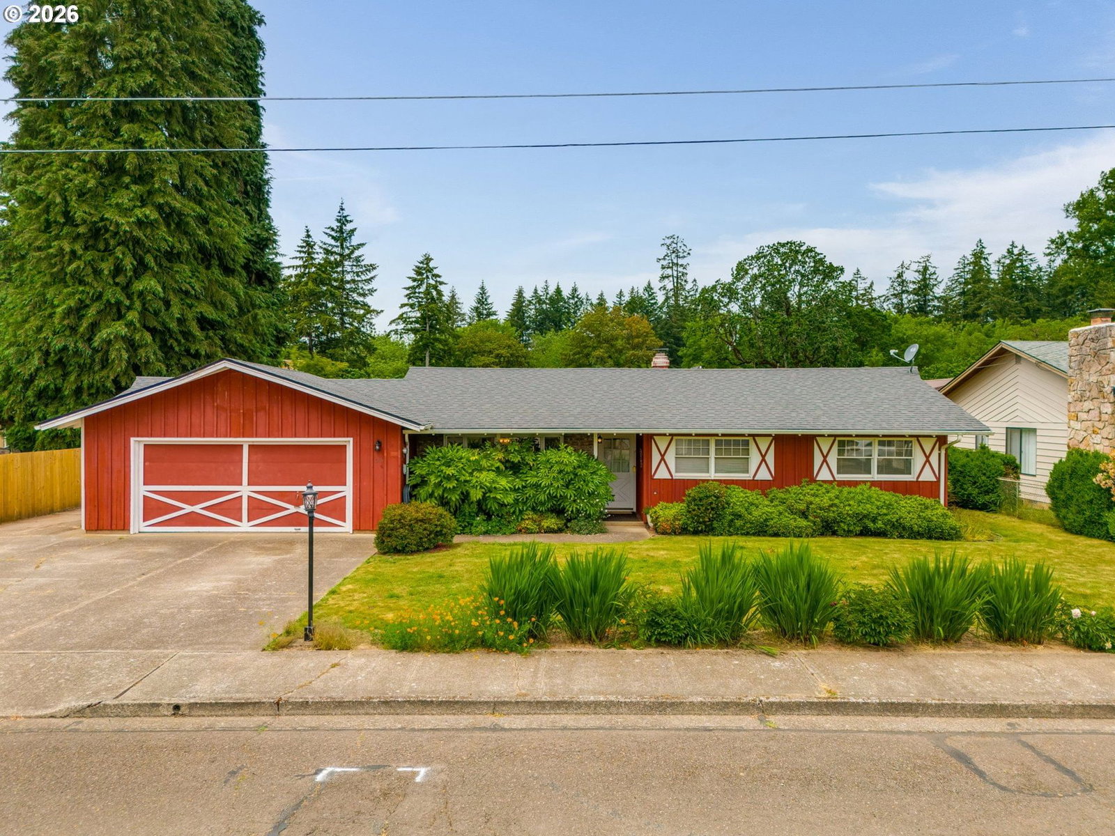 Listing photo 1 of 6