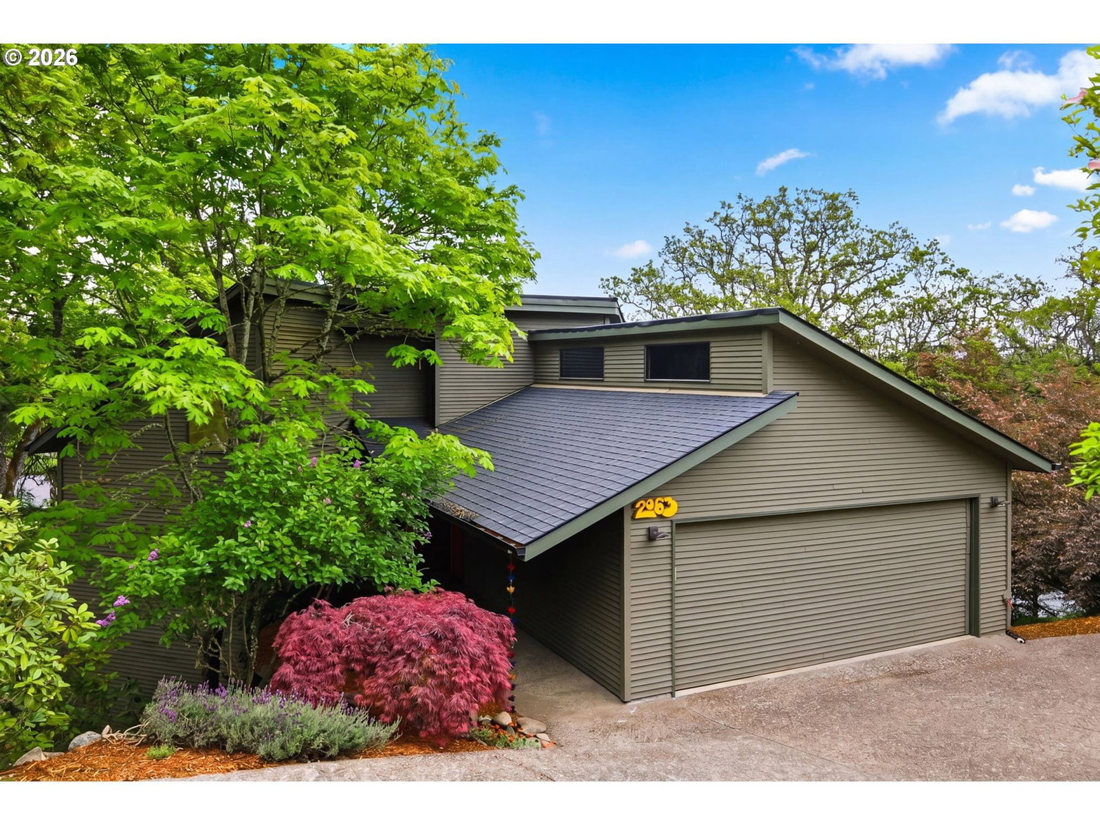 Primary listing photo, 2063 STONECREST DR, Eugene, OR, 97401