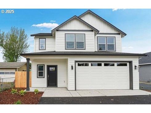 Primary listing photo, 1503 N Second ST, Silverton, OR, 97381