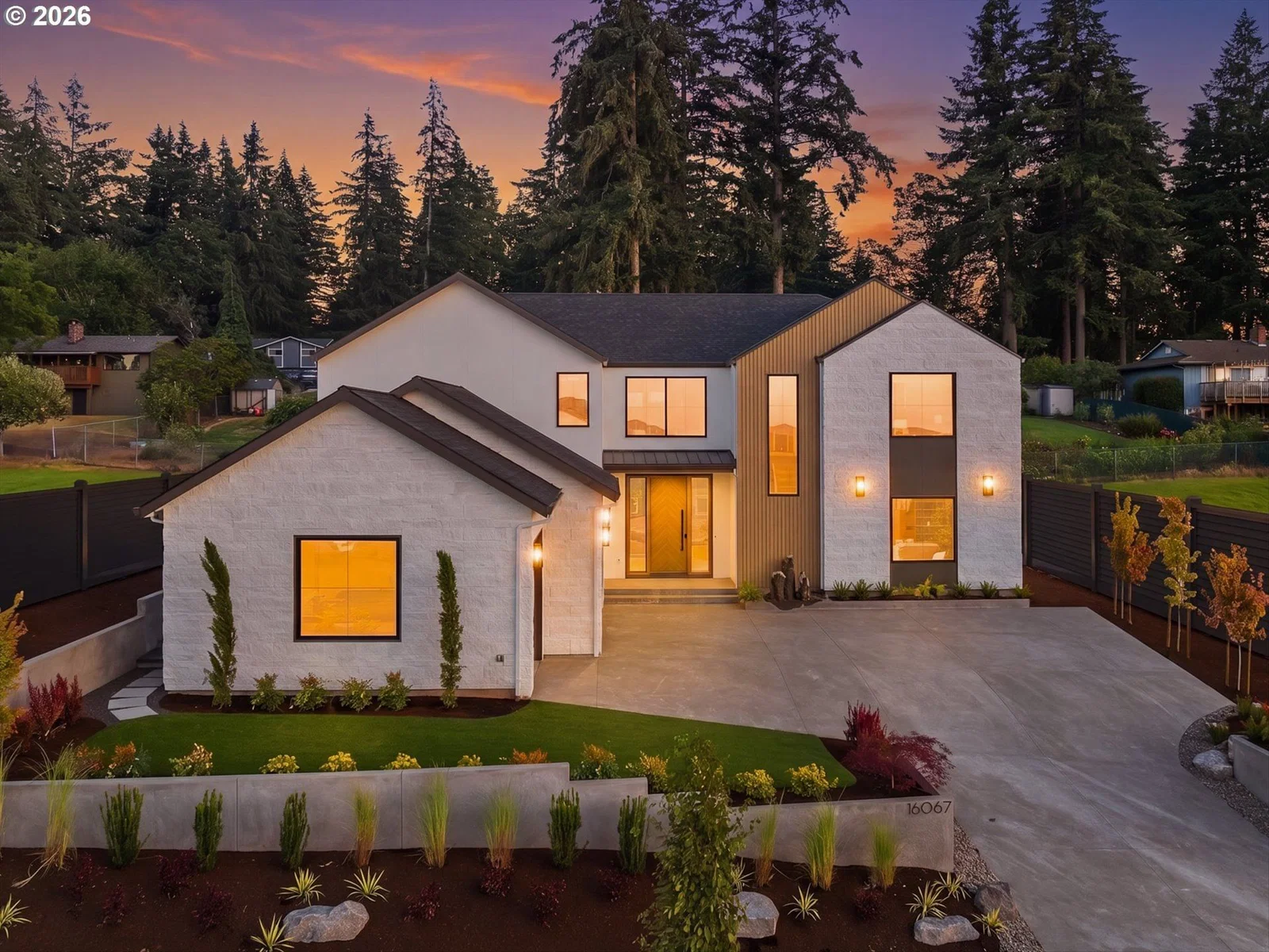 16067 Kaylyn DR