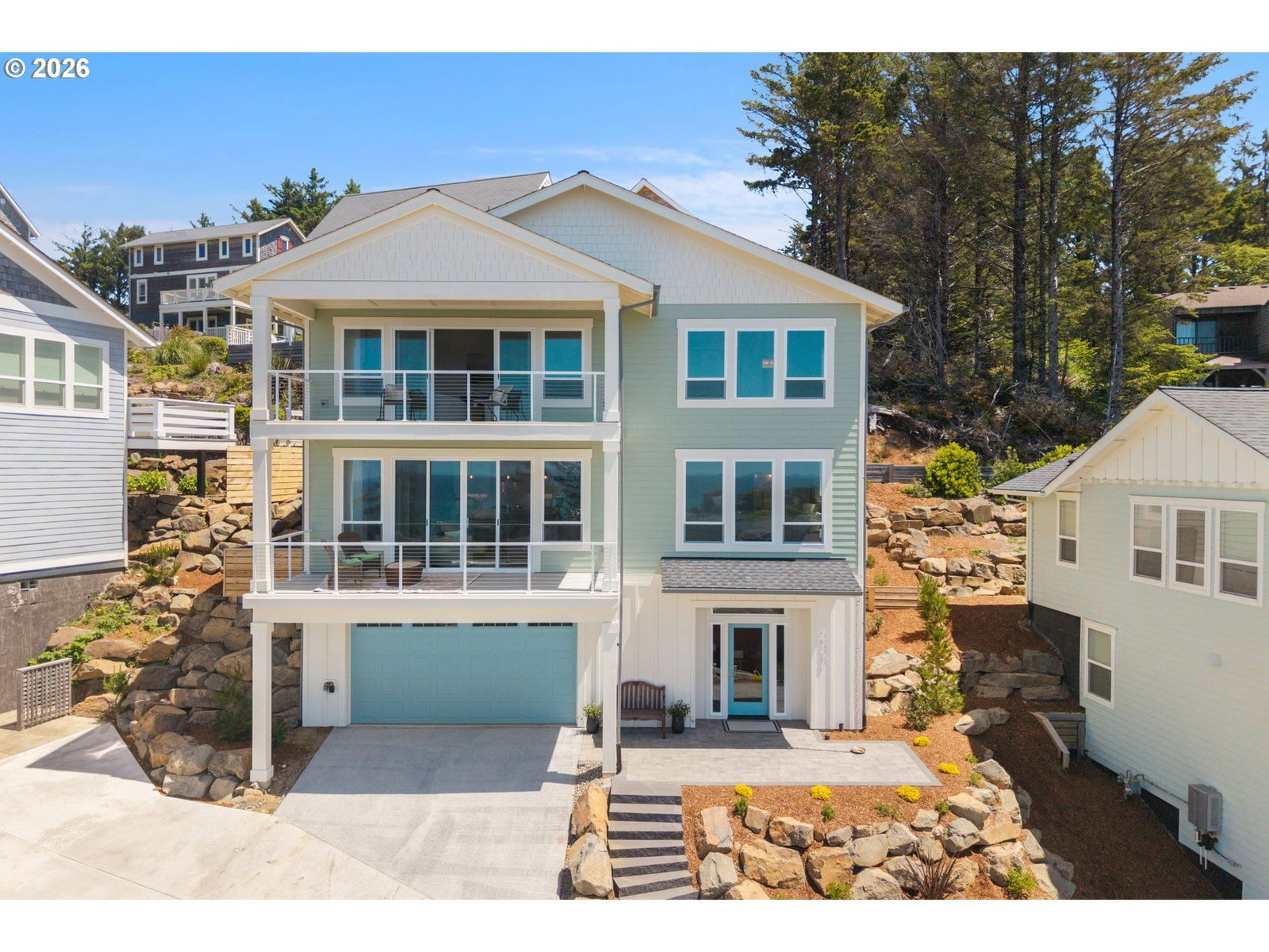 Listing photo 1 of 6