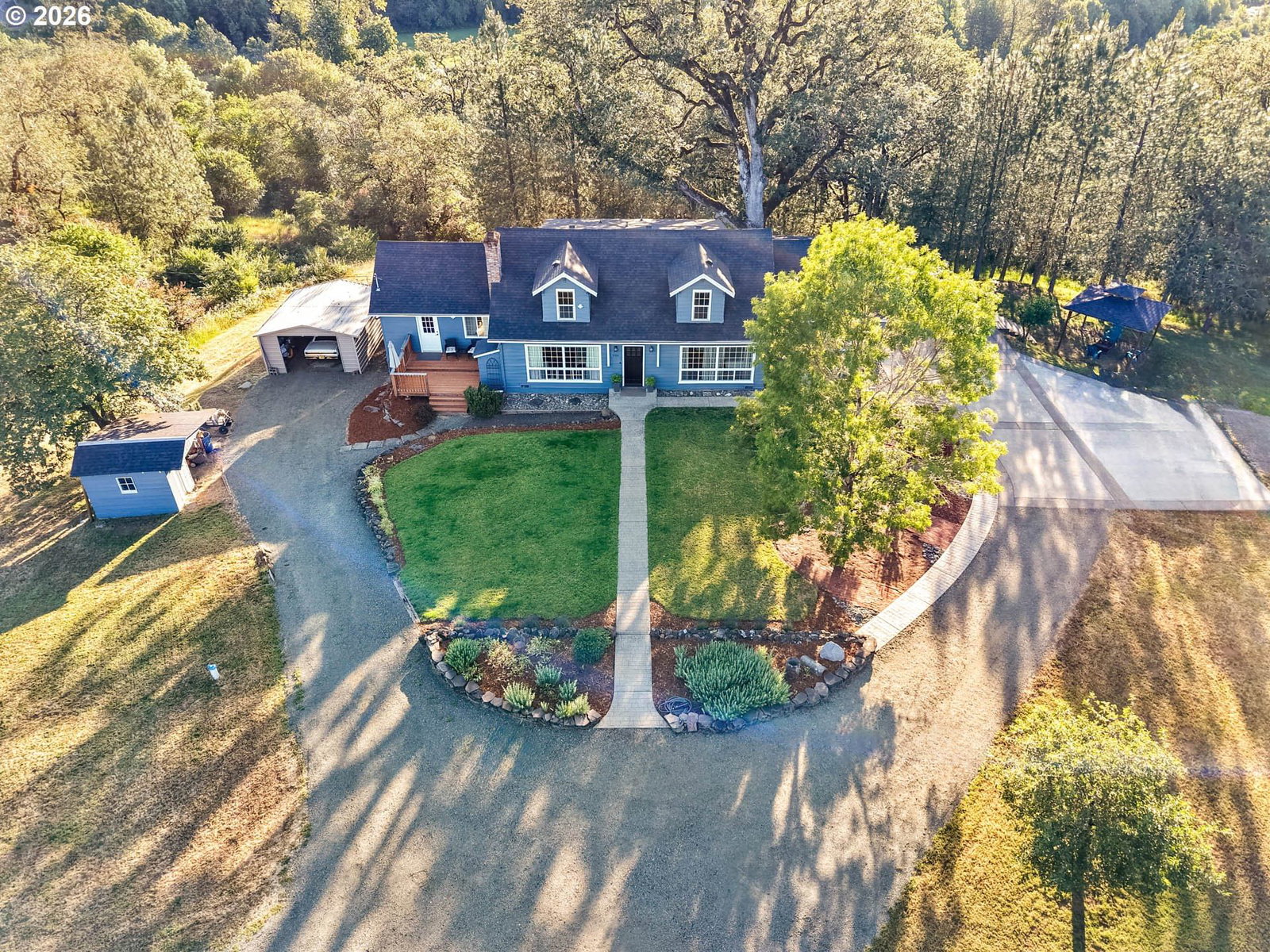 Listing photo 1 of 6