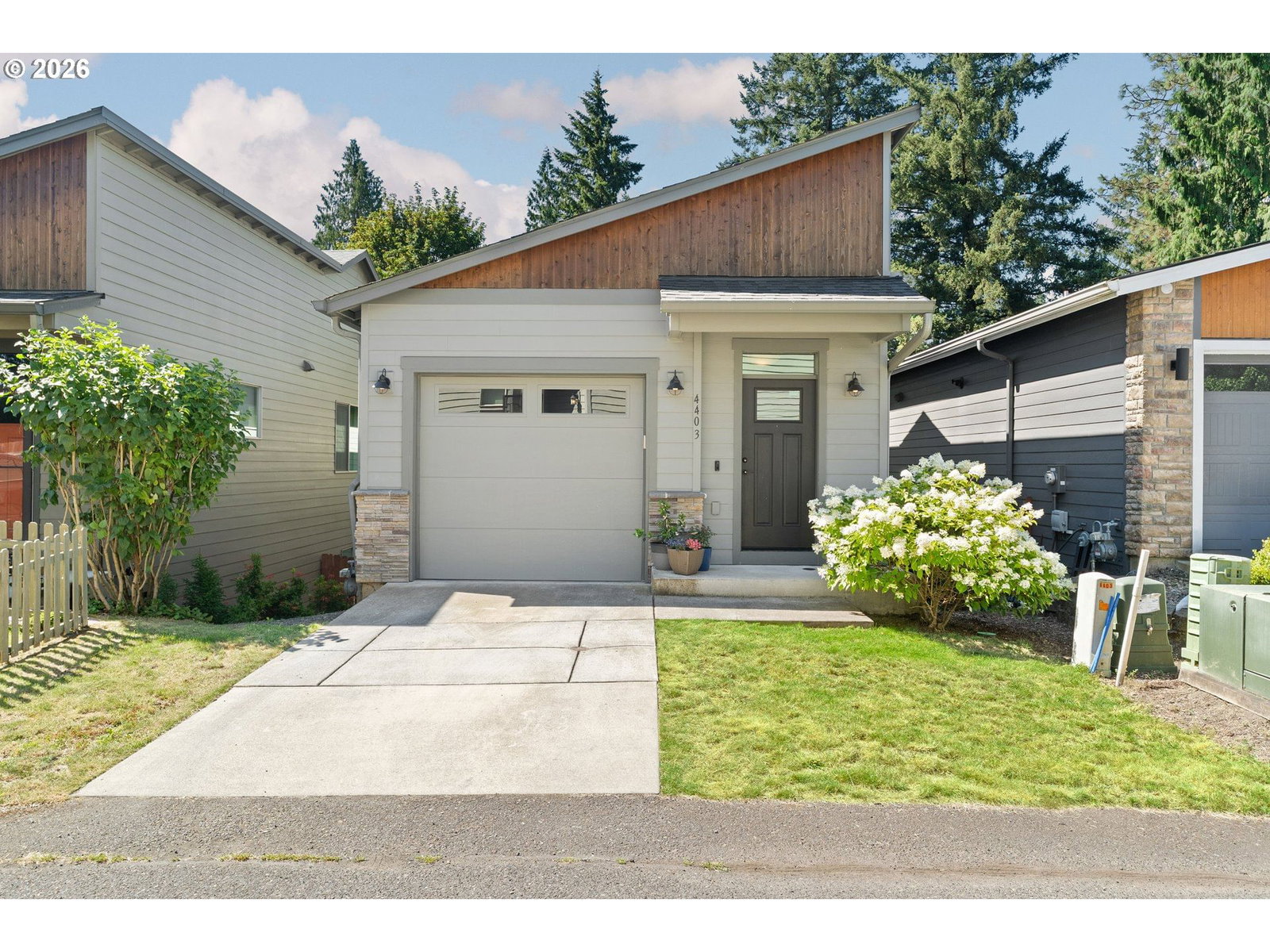 4403 NE 112TH CIR