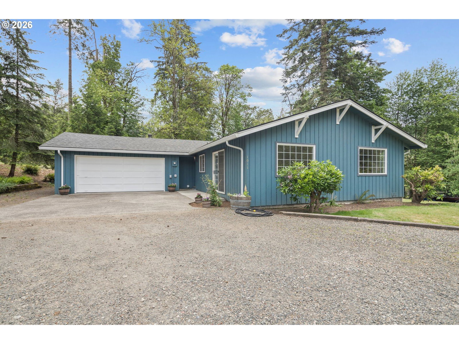 Listing photo 1 of 6