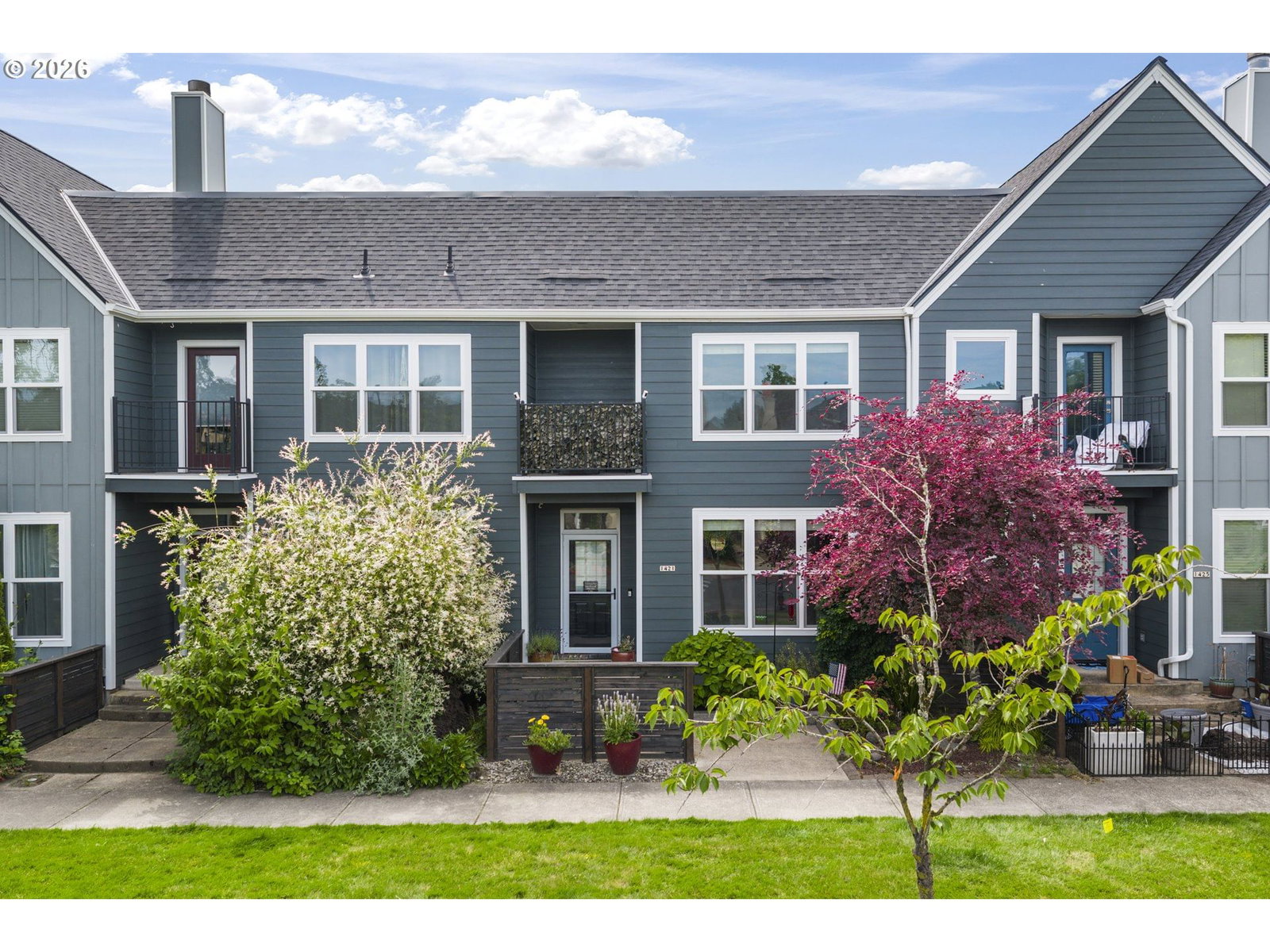 Listing photo 1 of 6