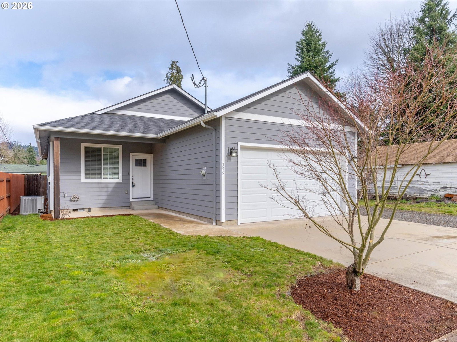 Primary listing photo, 355 JUNIPER ST, Mill City, OR, 97360