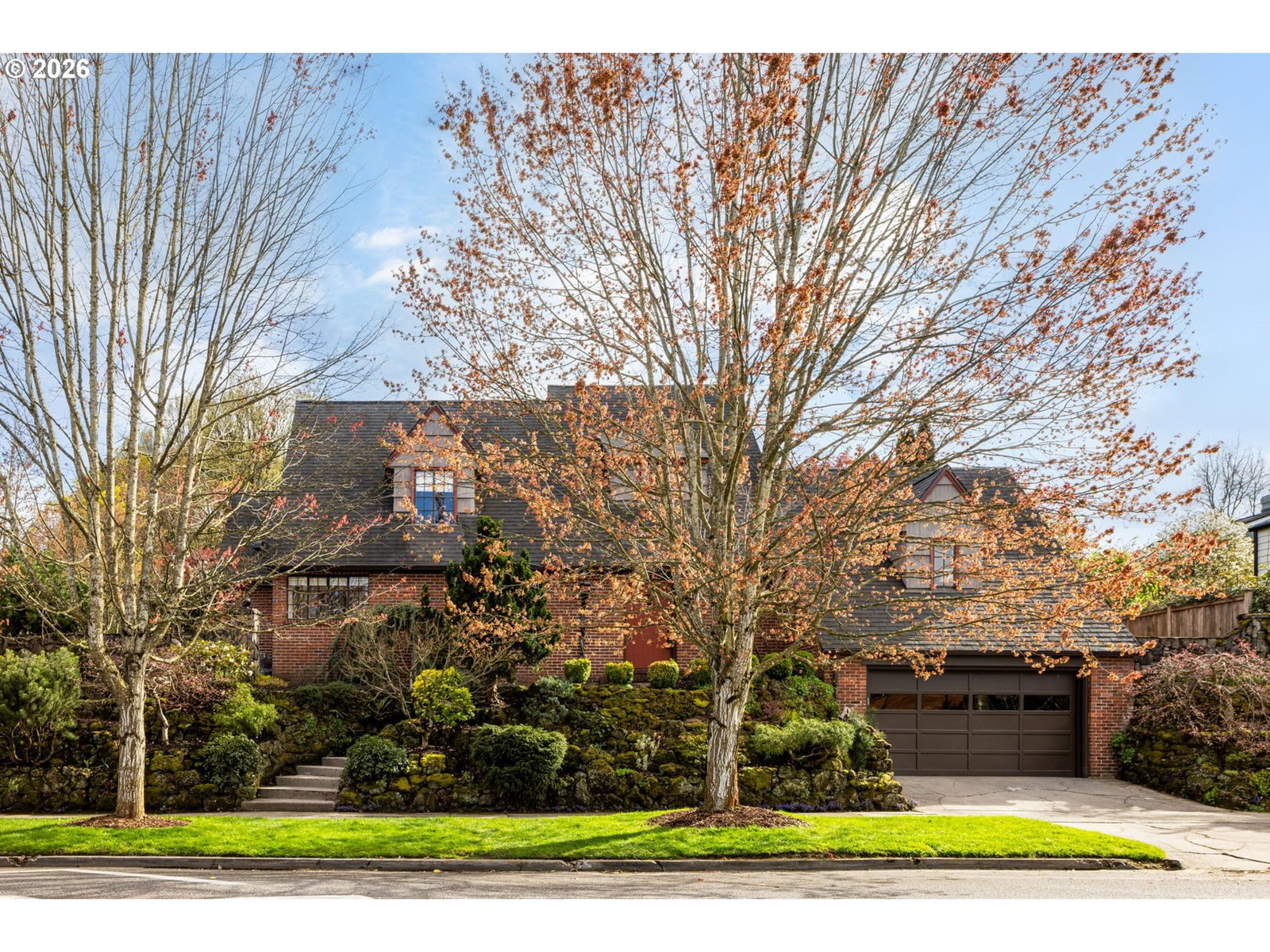 Primary listing photo, 1128 NE KNOTT ST, Portland, OR, 97212
