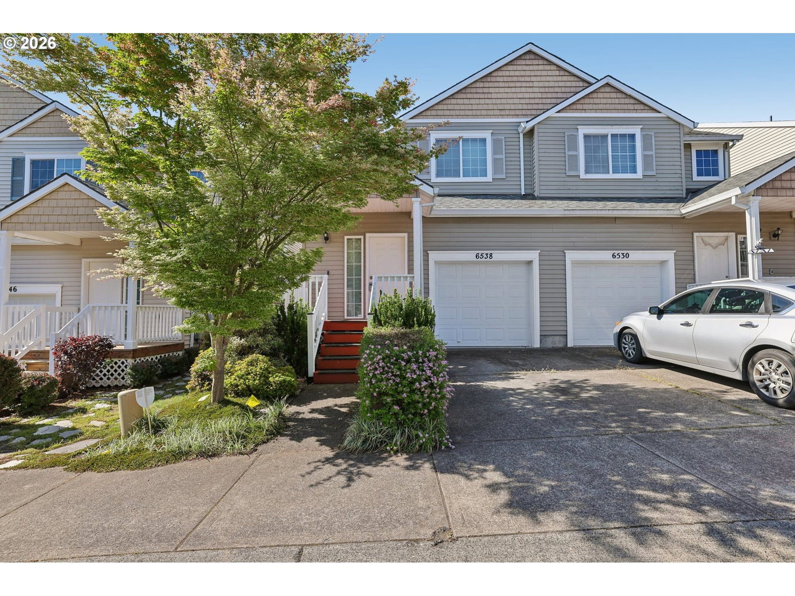Listing photo 1 of 6