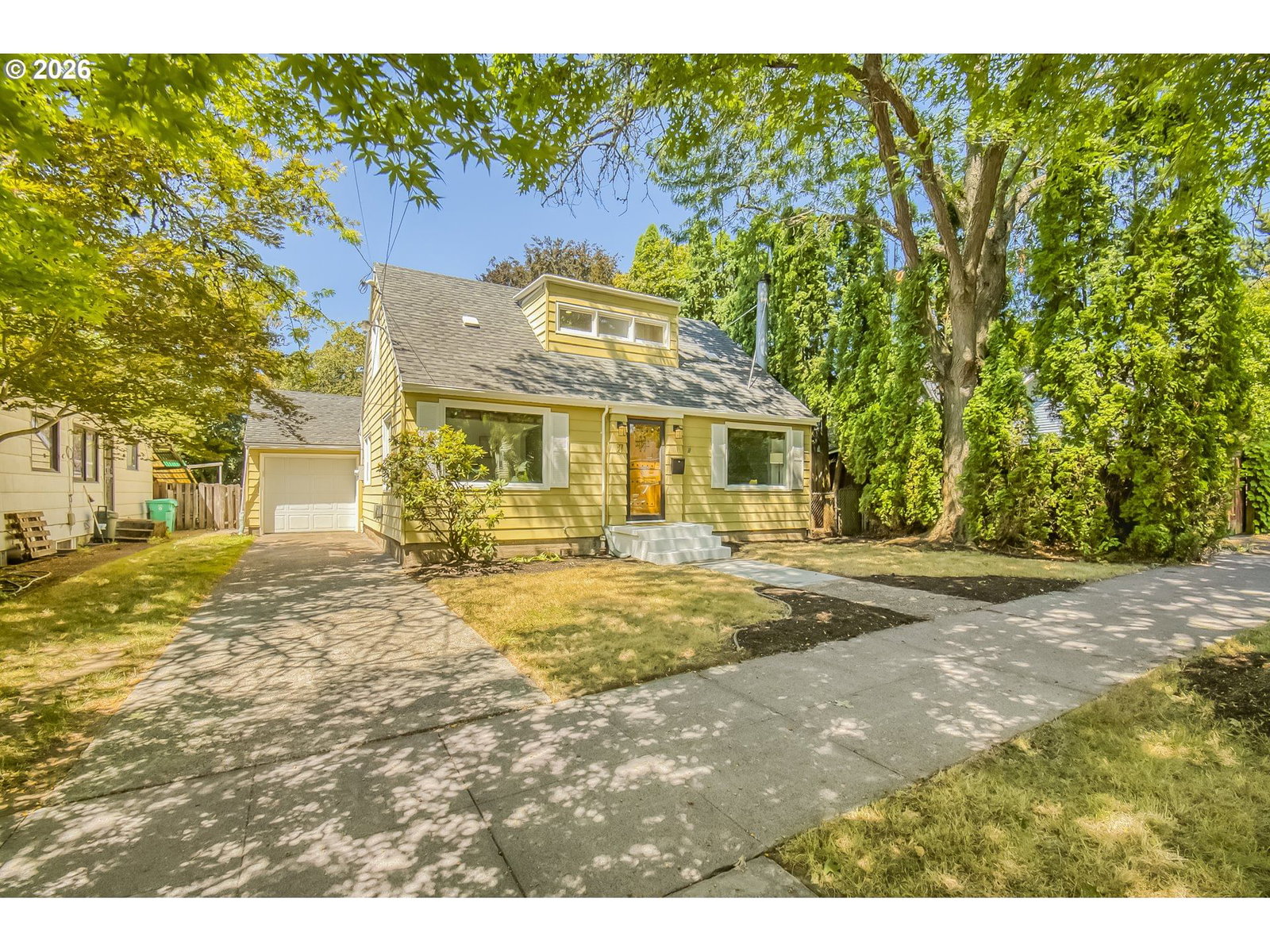 27 SE 85TH AVE