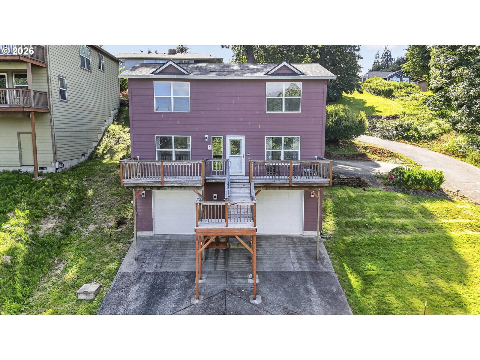 Listing photo 1 of 6