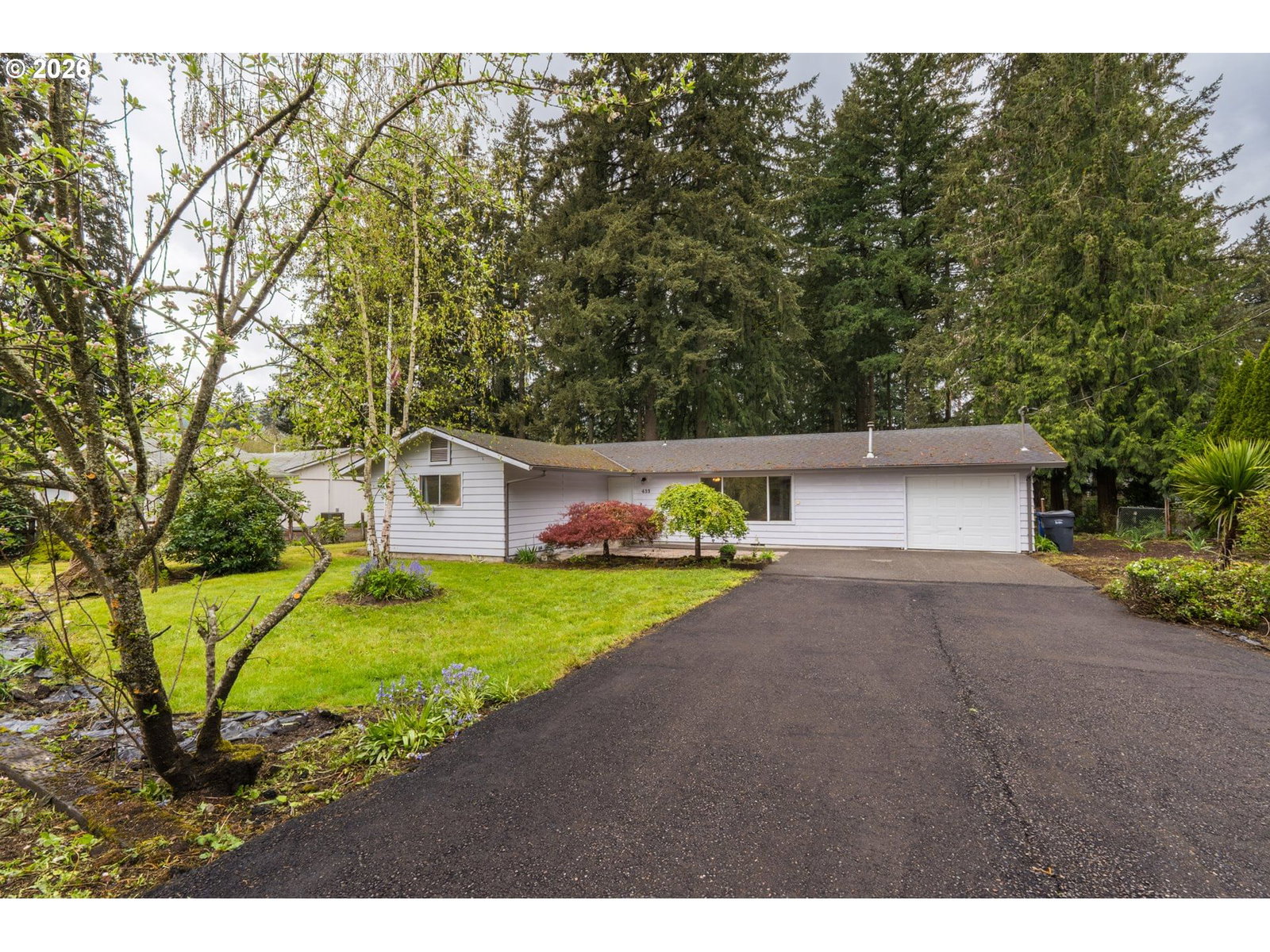 Primary listing photo, 433 14TH ST, Lyons, OR, 97358