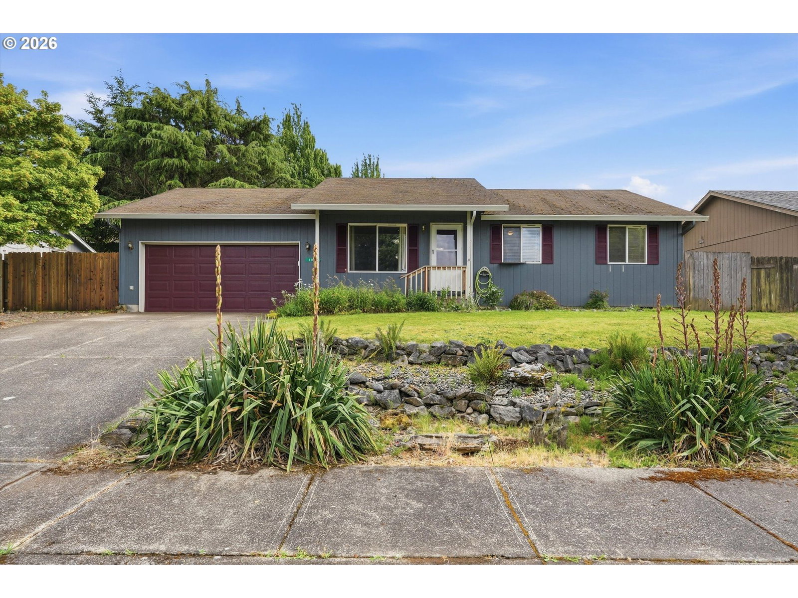 Listing photo 1 of 6