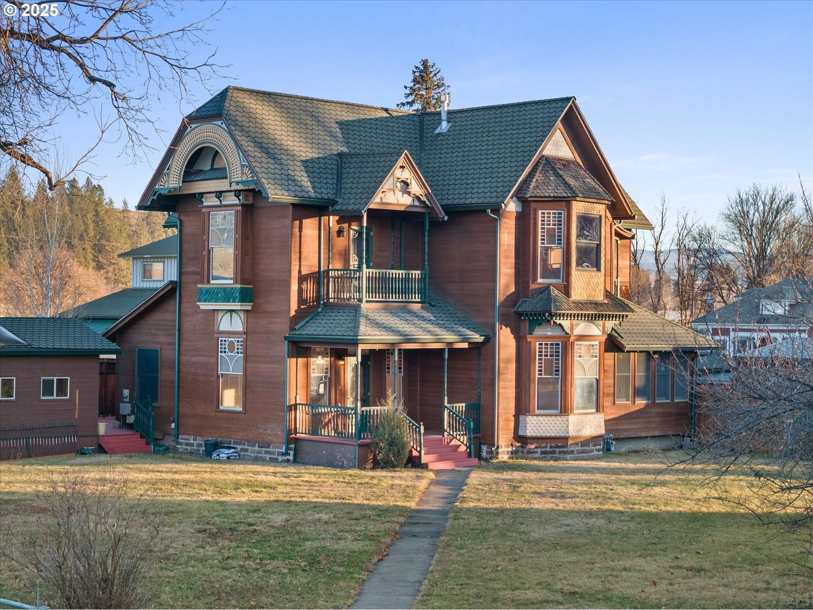 Listing photo 1 of 6