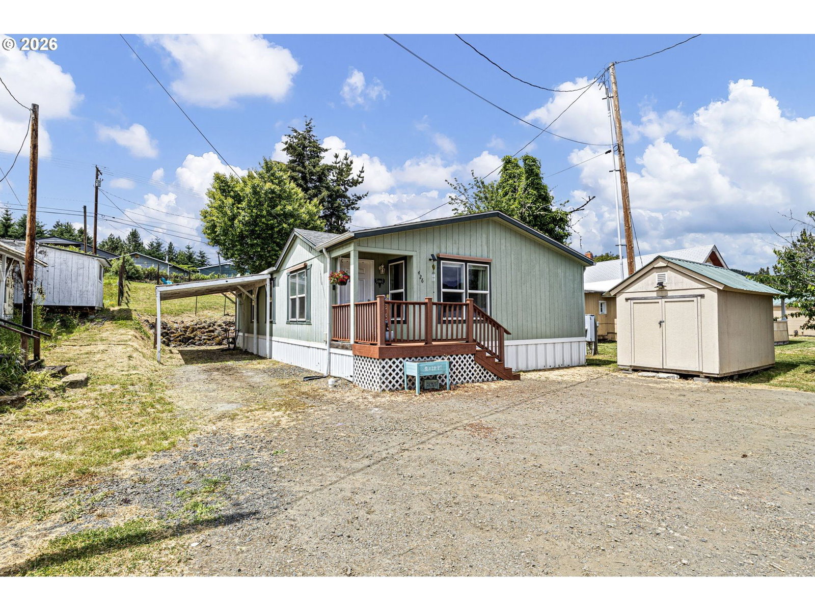 Listing photo 1 of 6