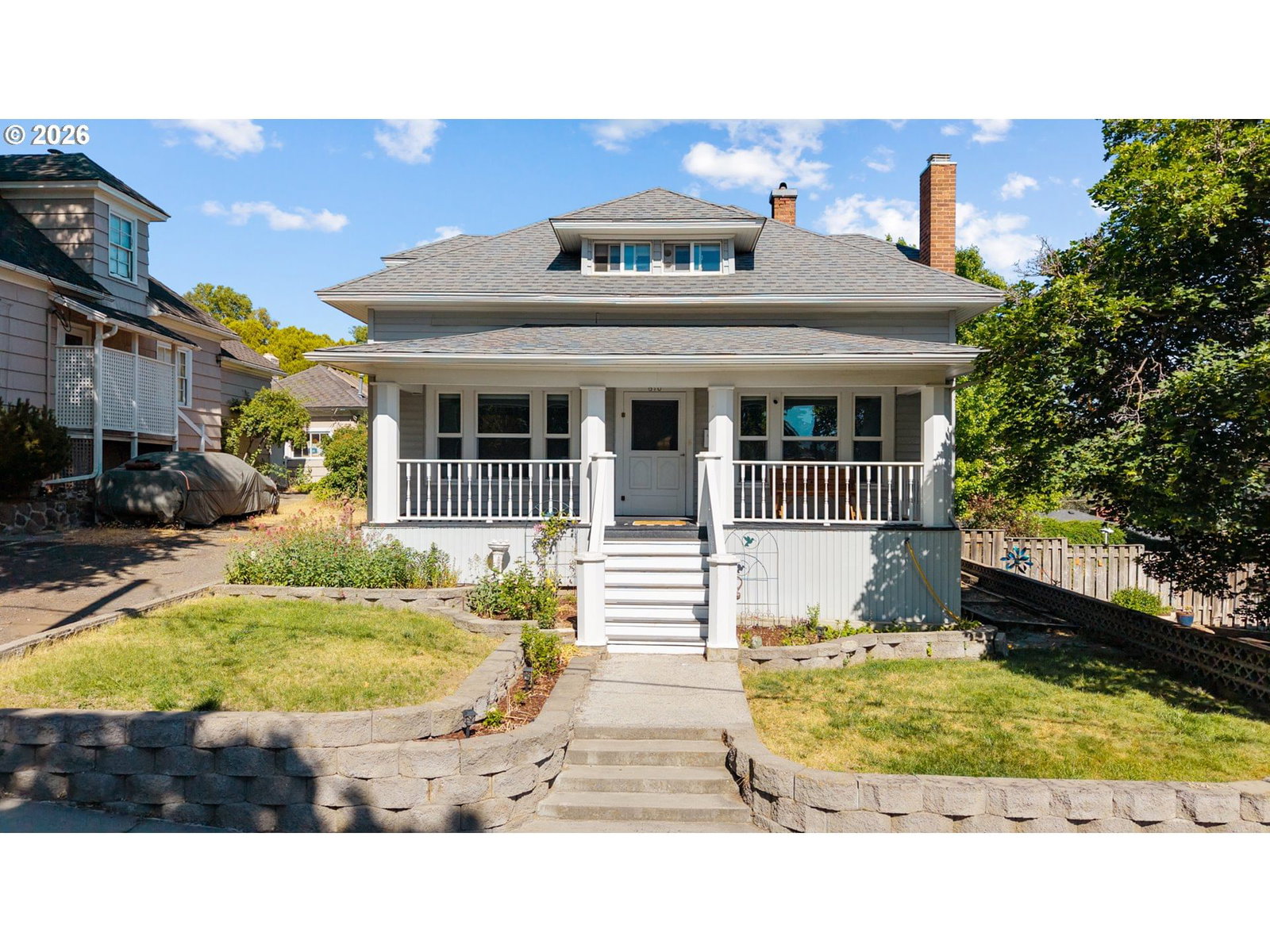 Listing photo 1 of 6
