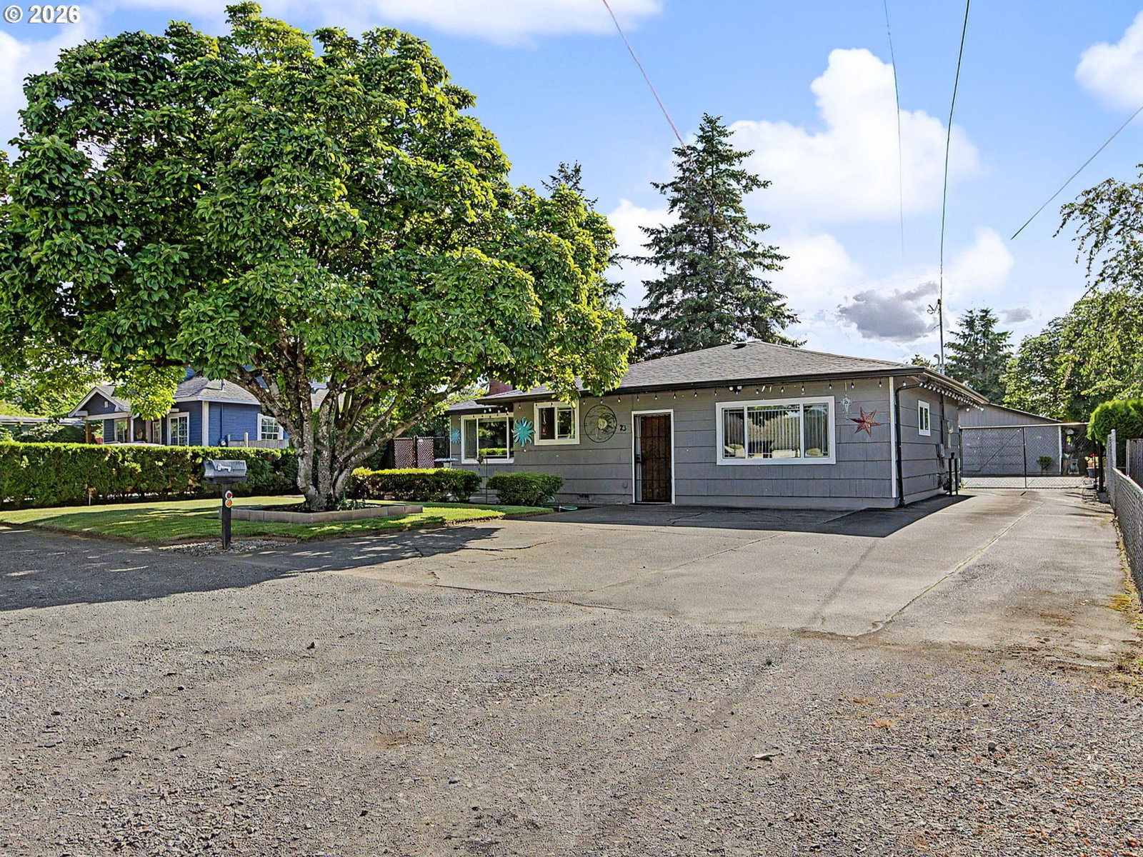 25 NE 192nd AVE