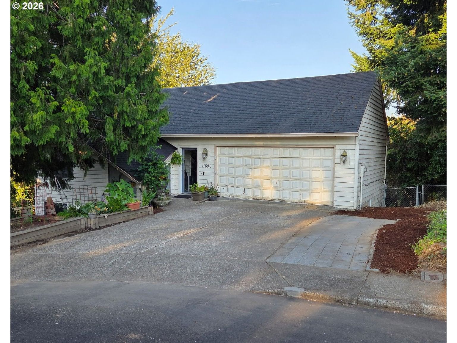 11896 SE KEHRLI DR