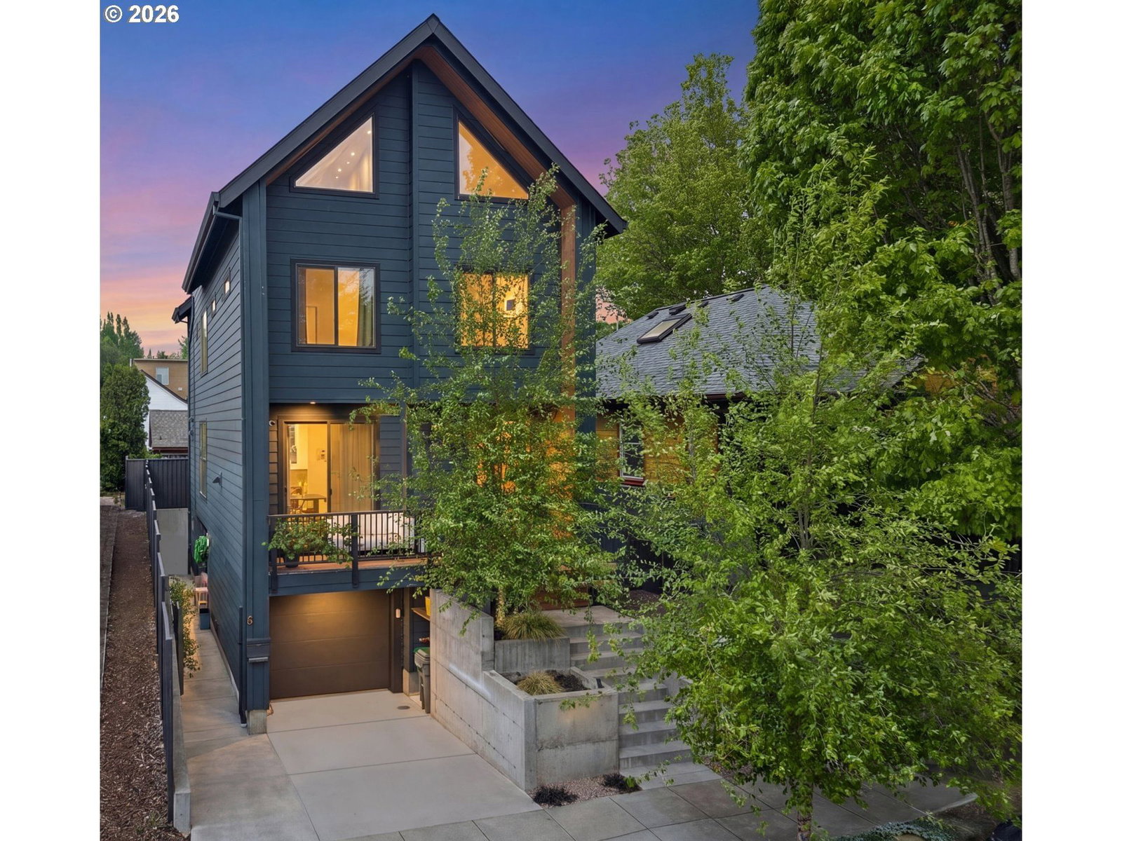 Primary listing photo, 2897 SHERMAN ST #A, Portland, OR, 97214