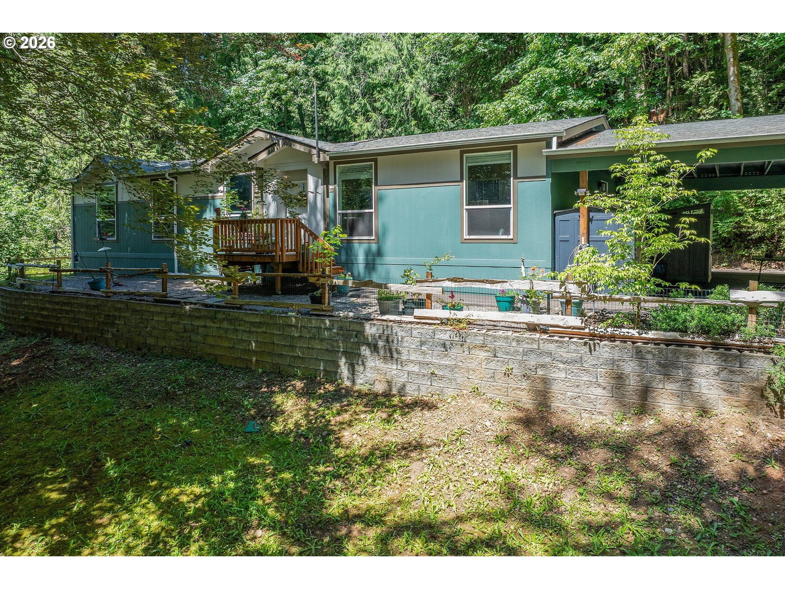 Listing photo 1 of 6