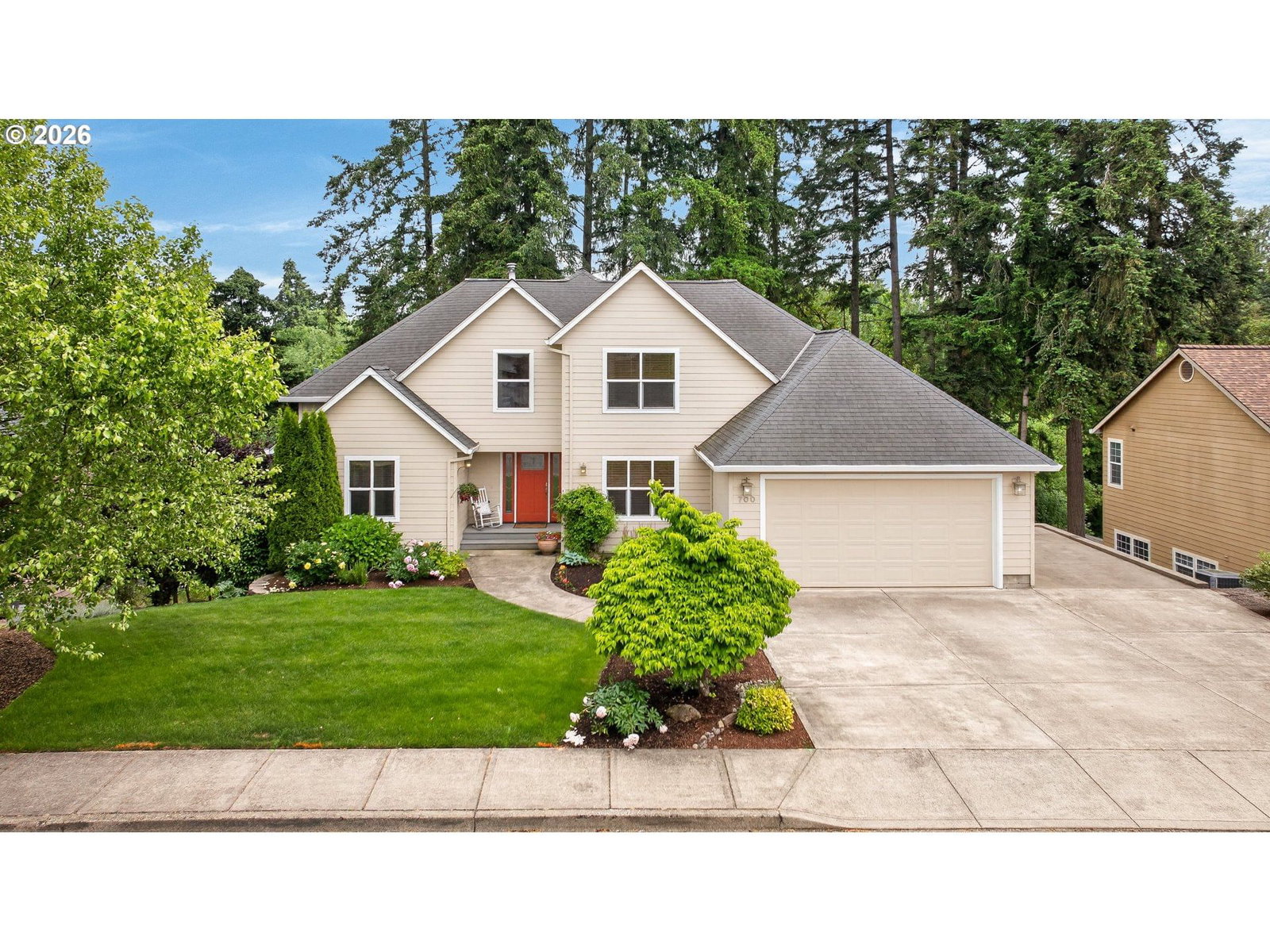 Listing photo 1 of 6