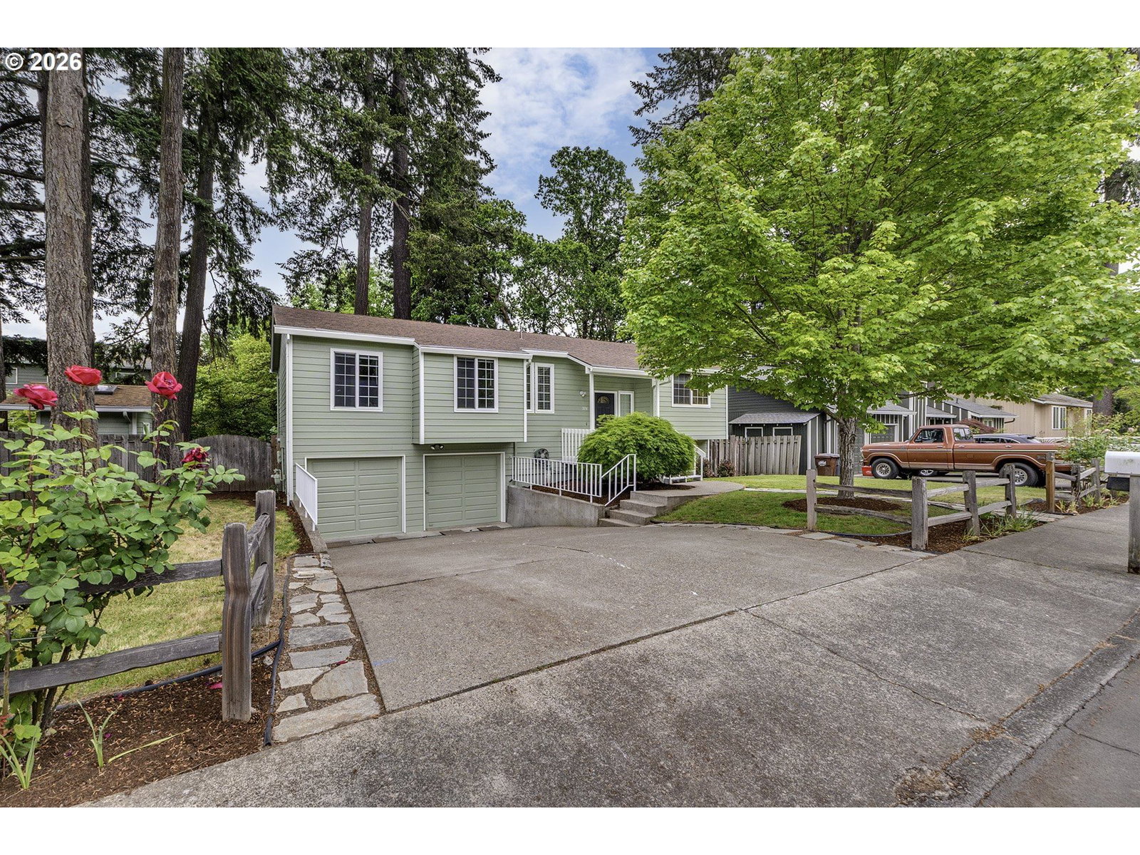 324 SE 30TH AVE