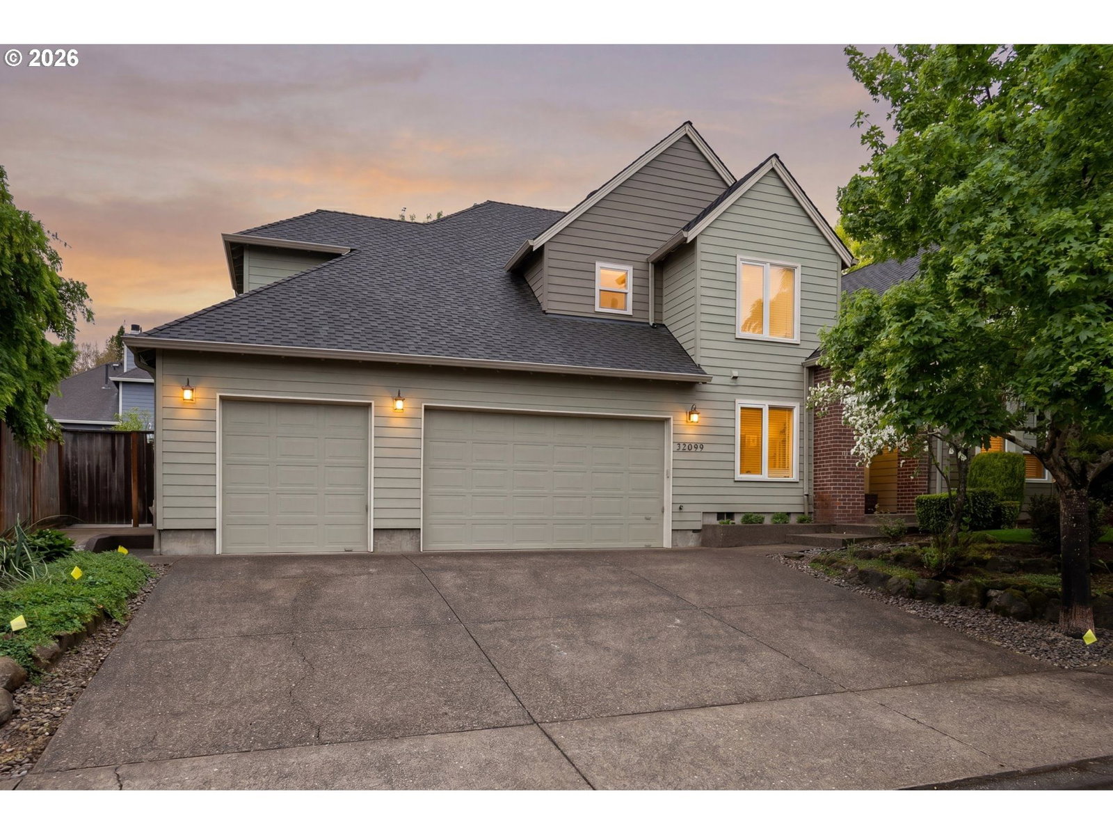 Primary listing photo, 32099 WILLAMETTE WAY, Wilsonville, OR, 97070